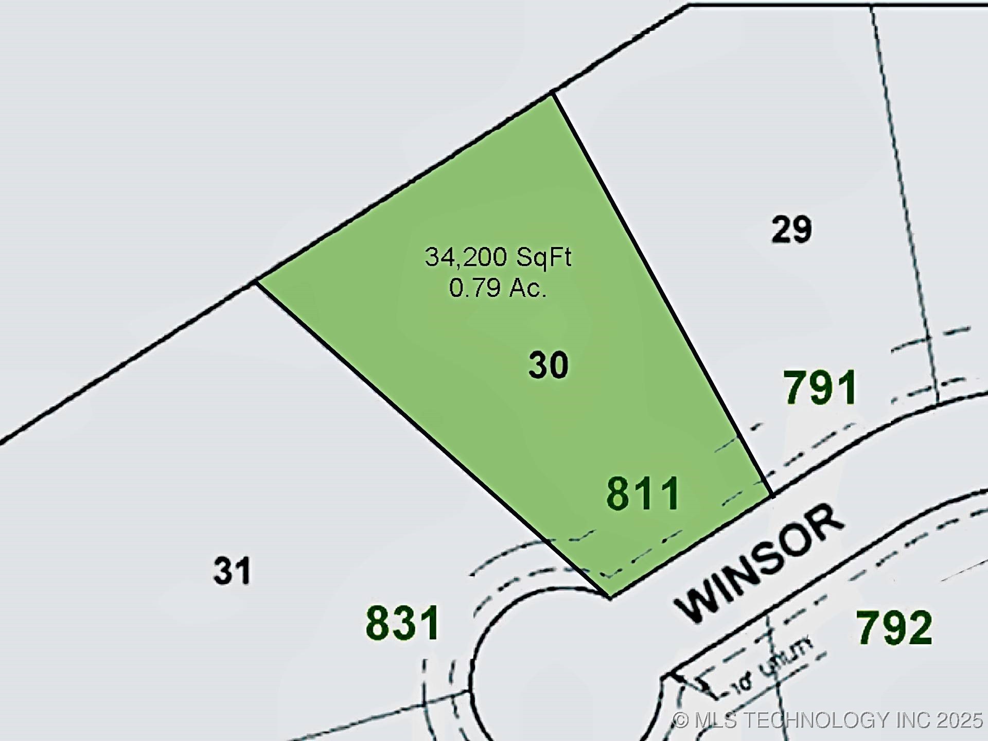 811 Winsor Place Property Photo 5