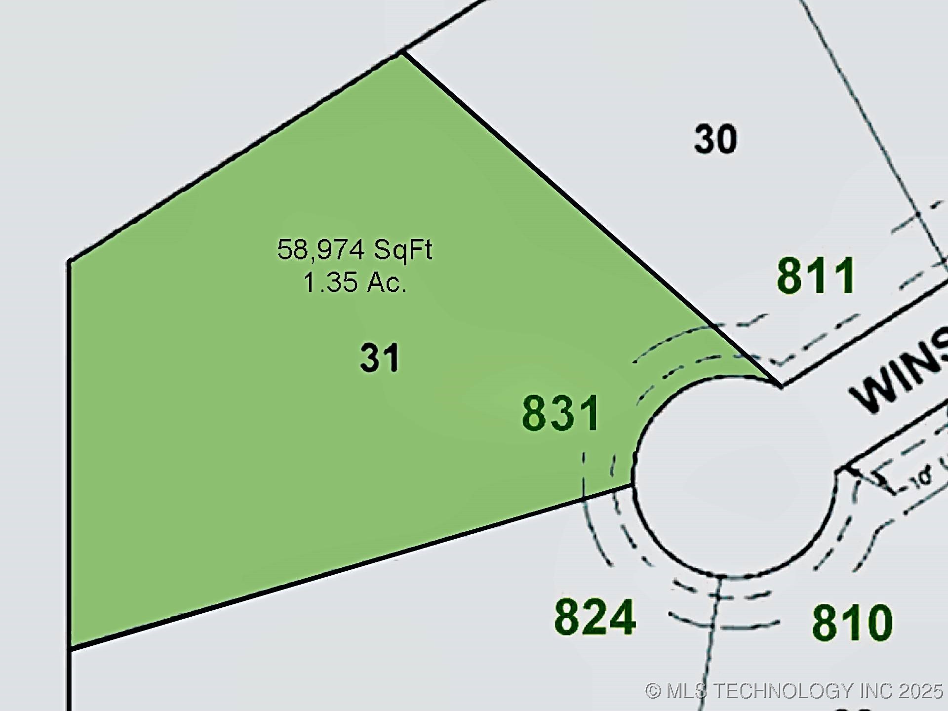 831 Winsor Place Property Photo 5