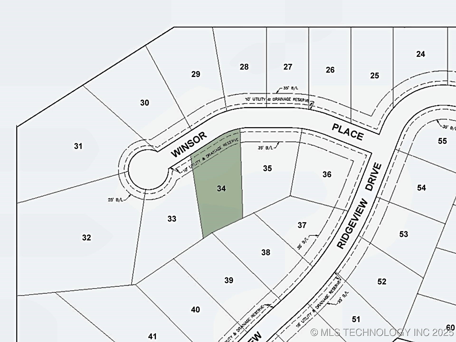 792 Winsor Place Property Photo 3