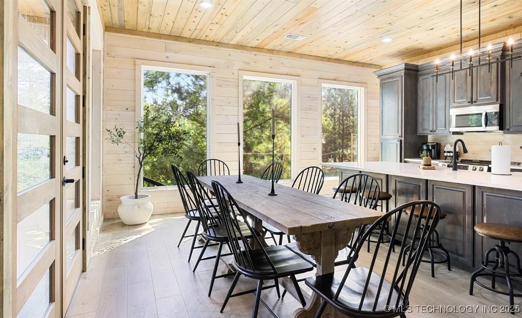 62 Hickory Canyon Trail Property Photo 7