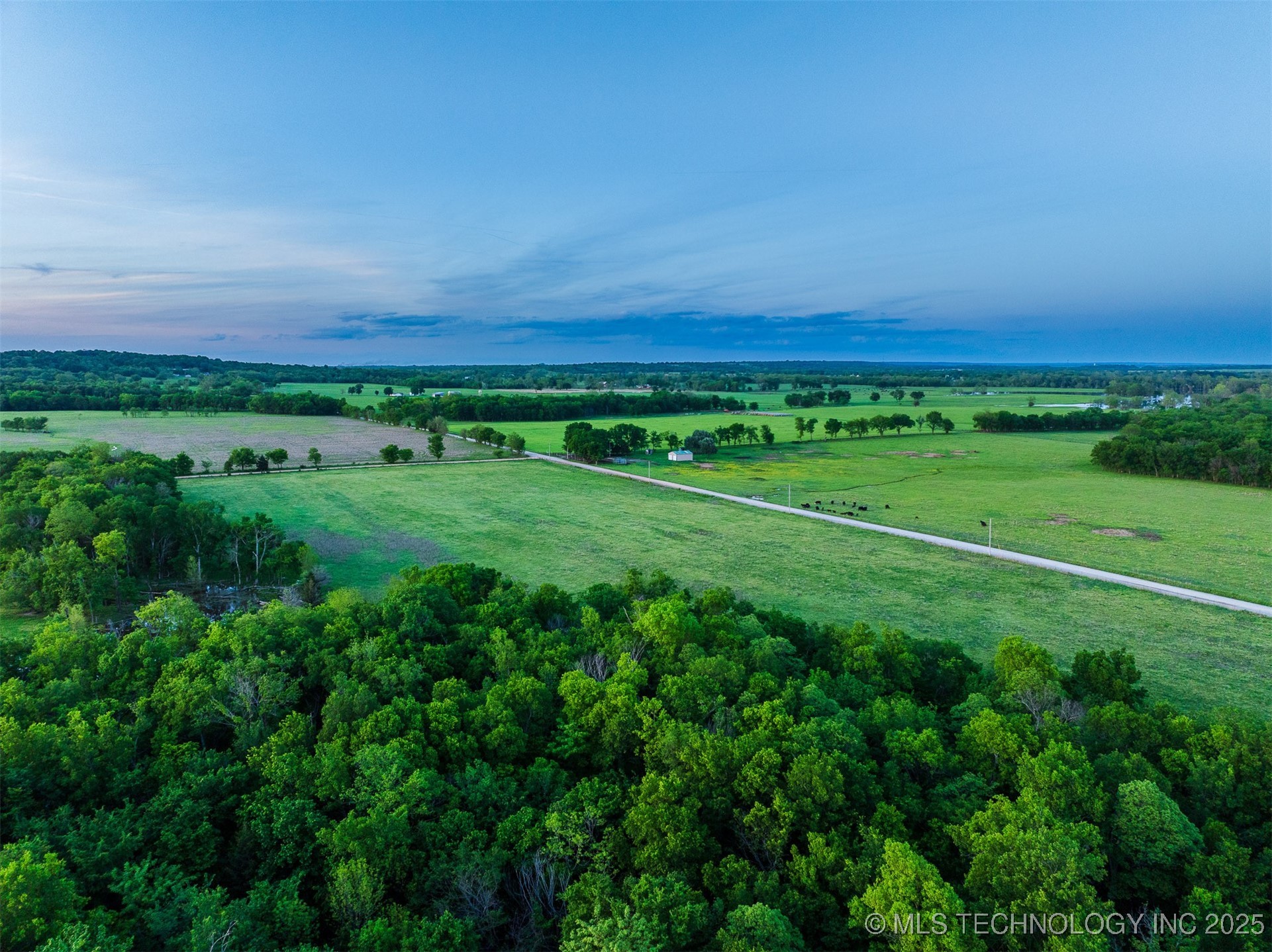 5 S 4490 Road Property Photo 8