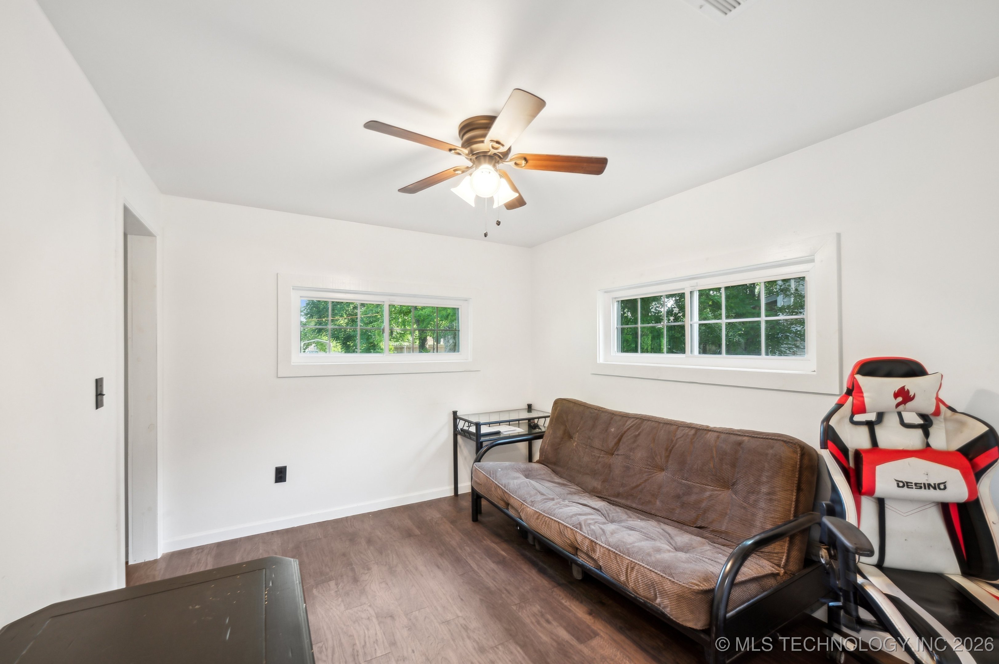 610 E 4th Avenue Property Photo 11