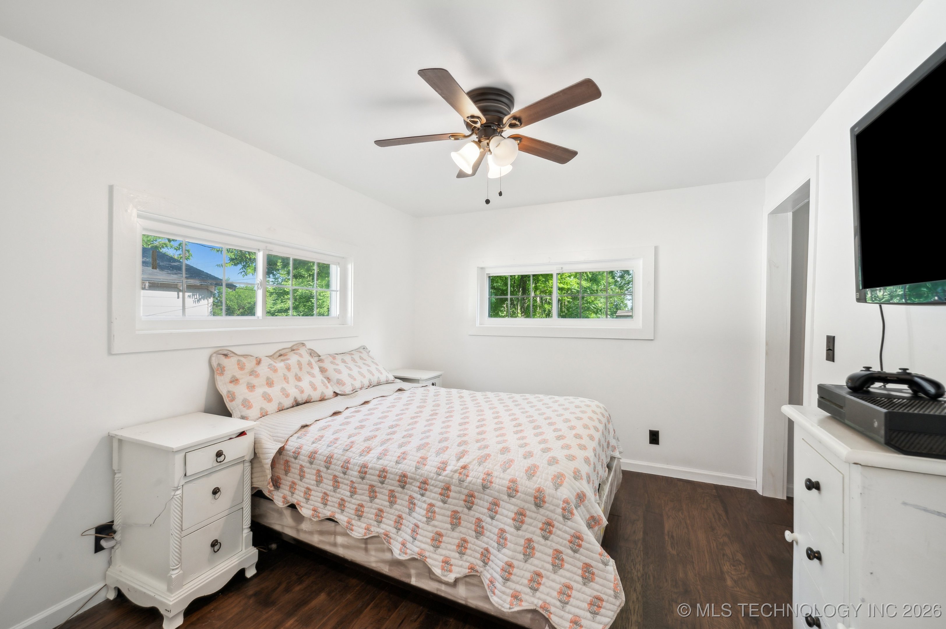 610 E 4th Avenue Property Photo 14