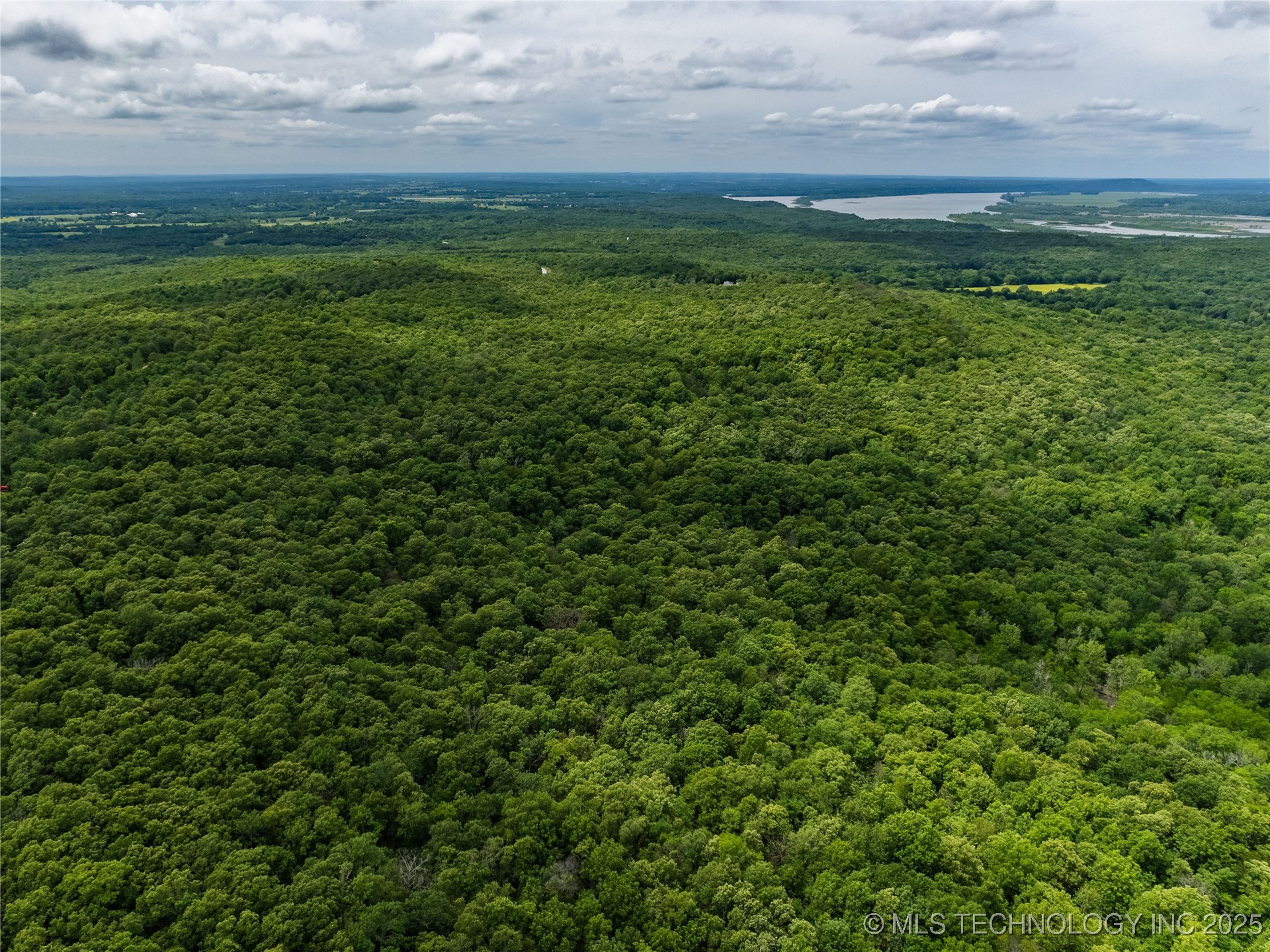 000 S 106th Street East Property Photo 2