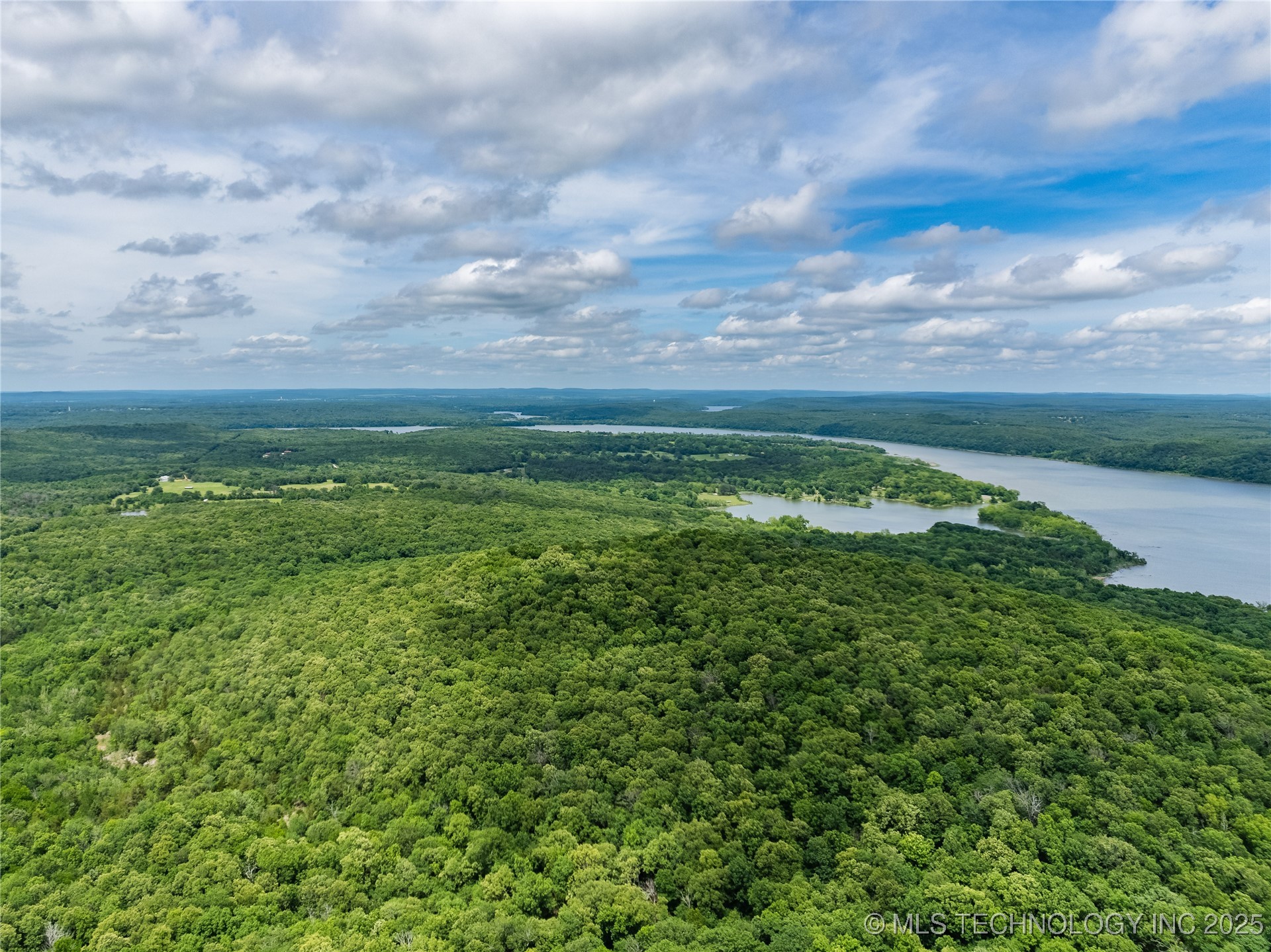 000 S 106th Street East Property Photo 6