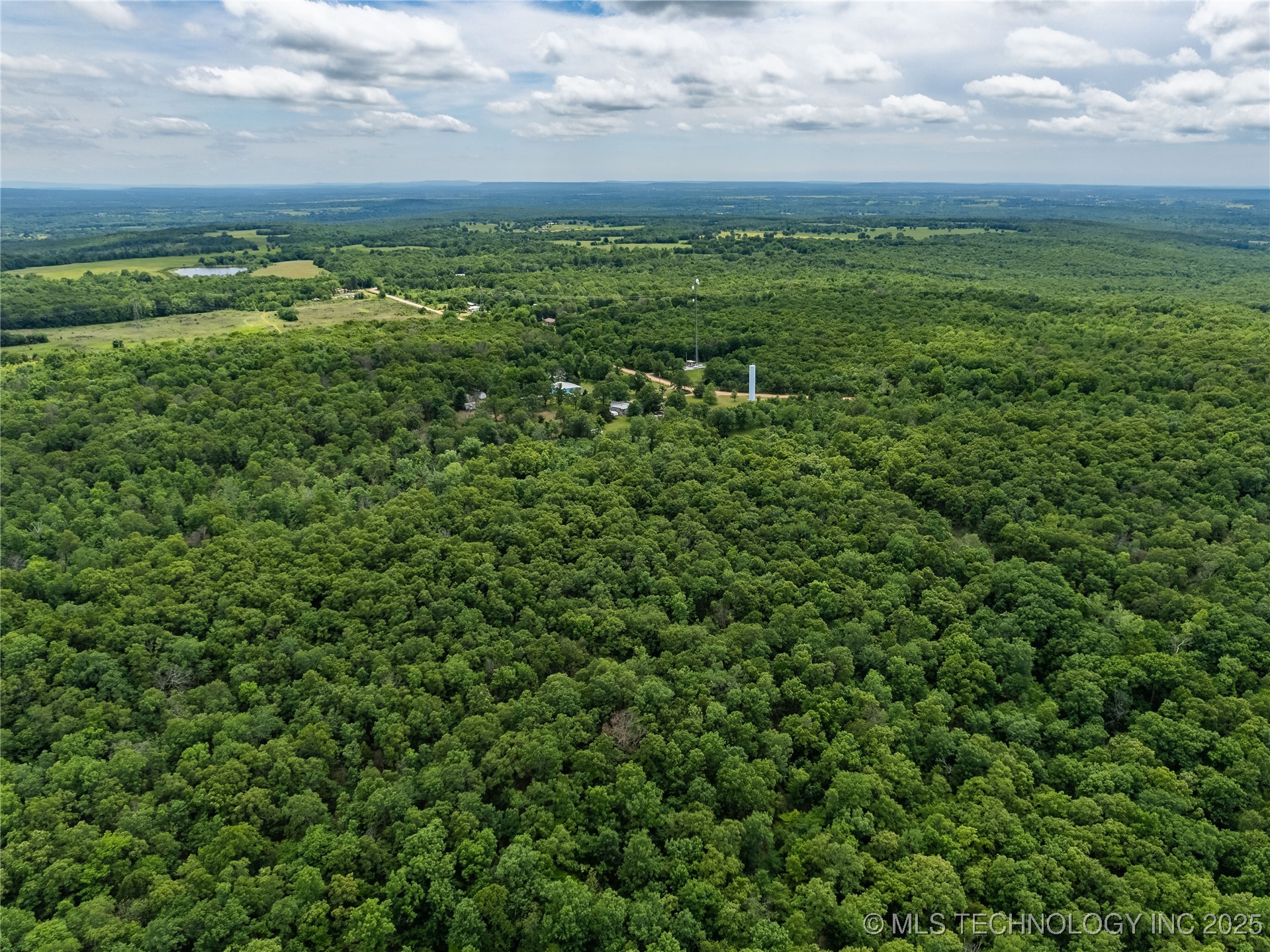 000 S 106th Street East Property Photo 8