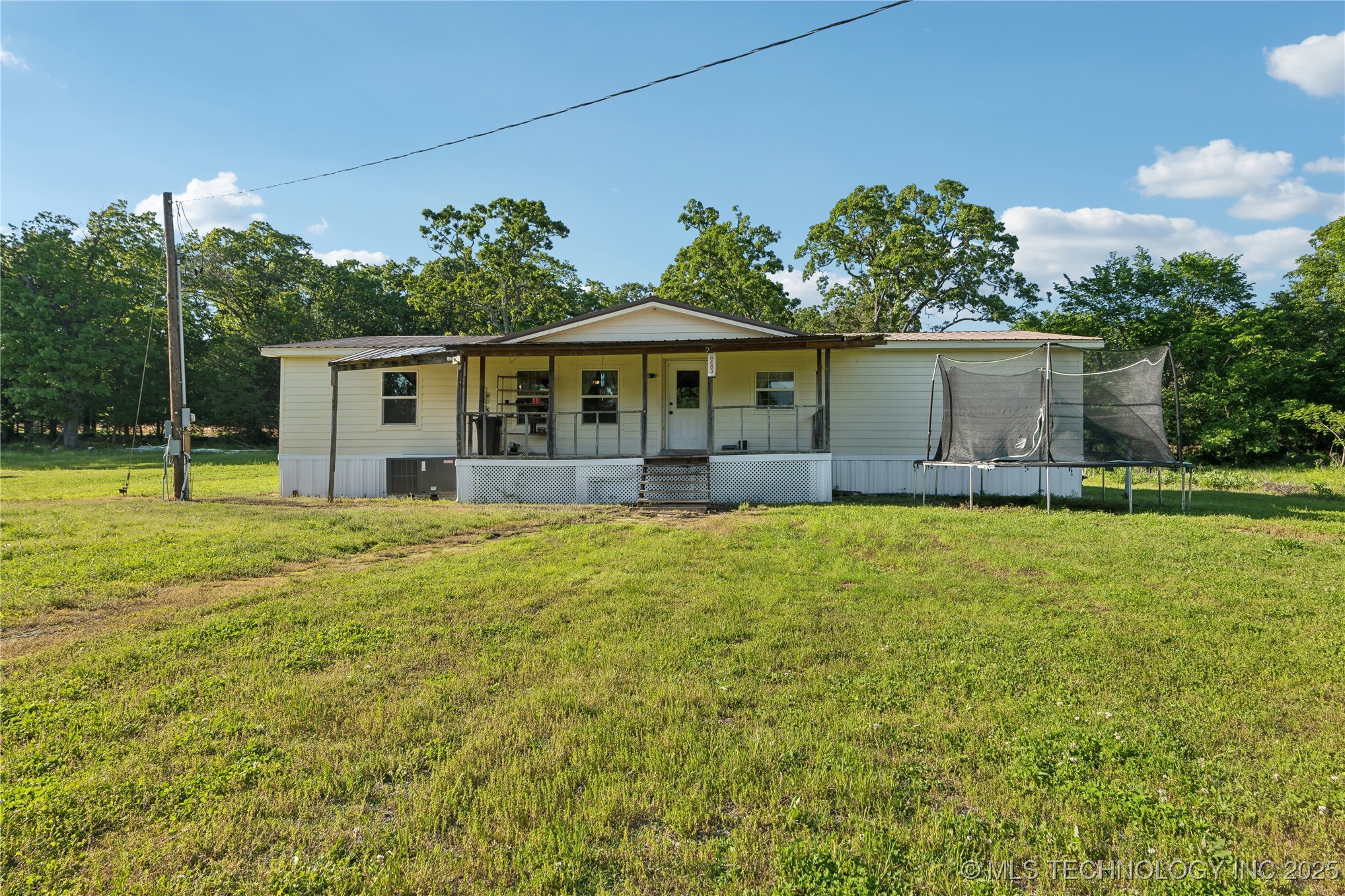 8683 N 436 Road Property Photo 1