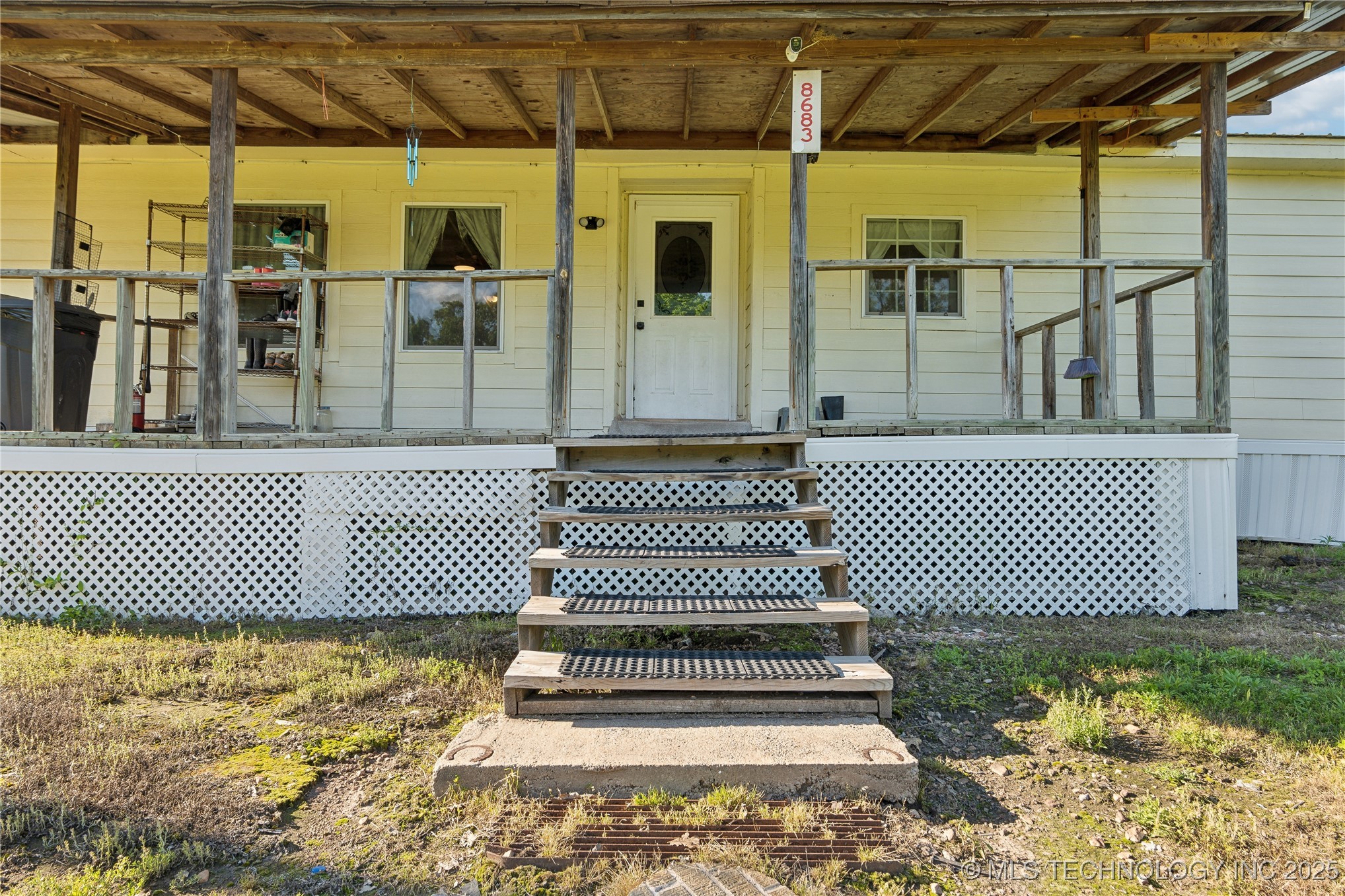 8683 N 436 Road Property Photo 3