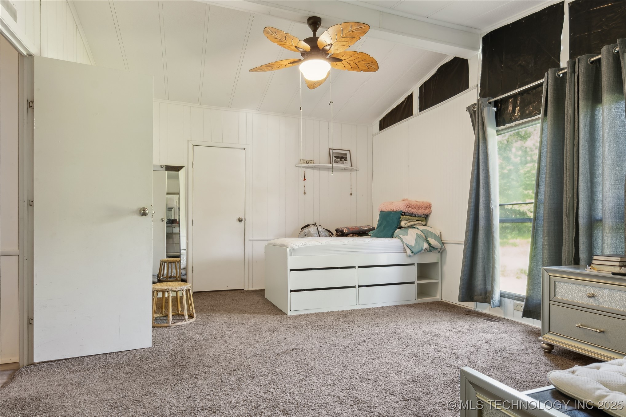 8683 N 436 Road Property Photo 15