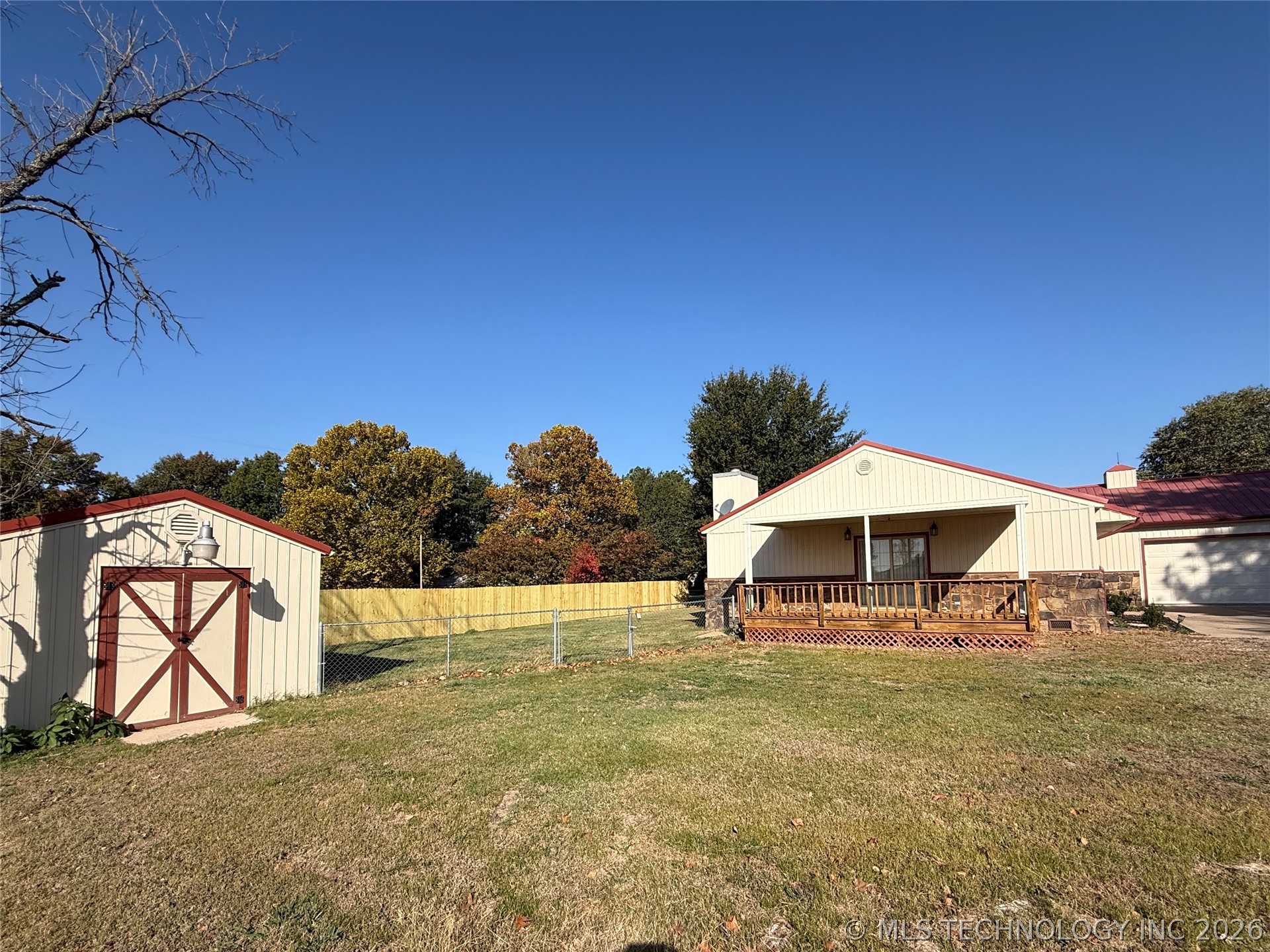 237 Hamilton Property Photo 6