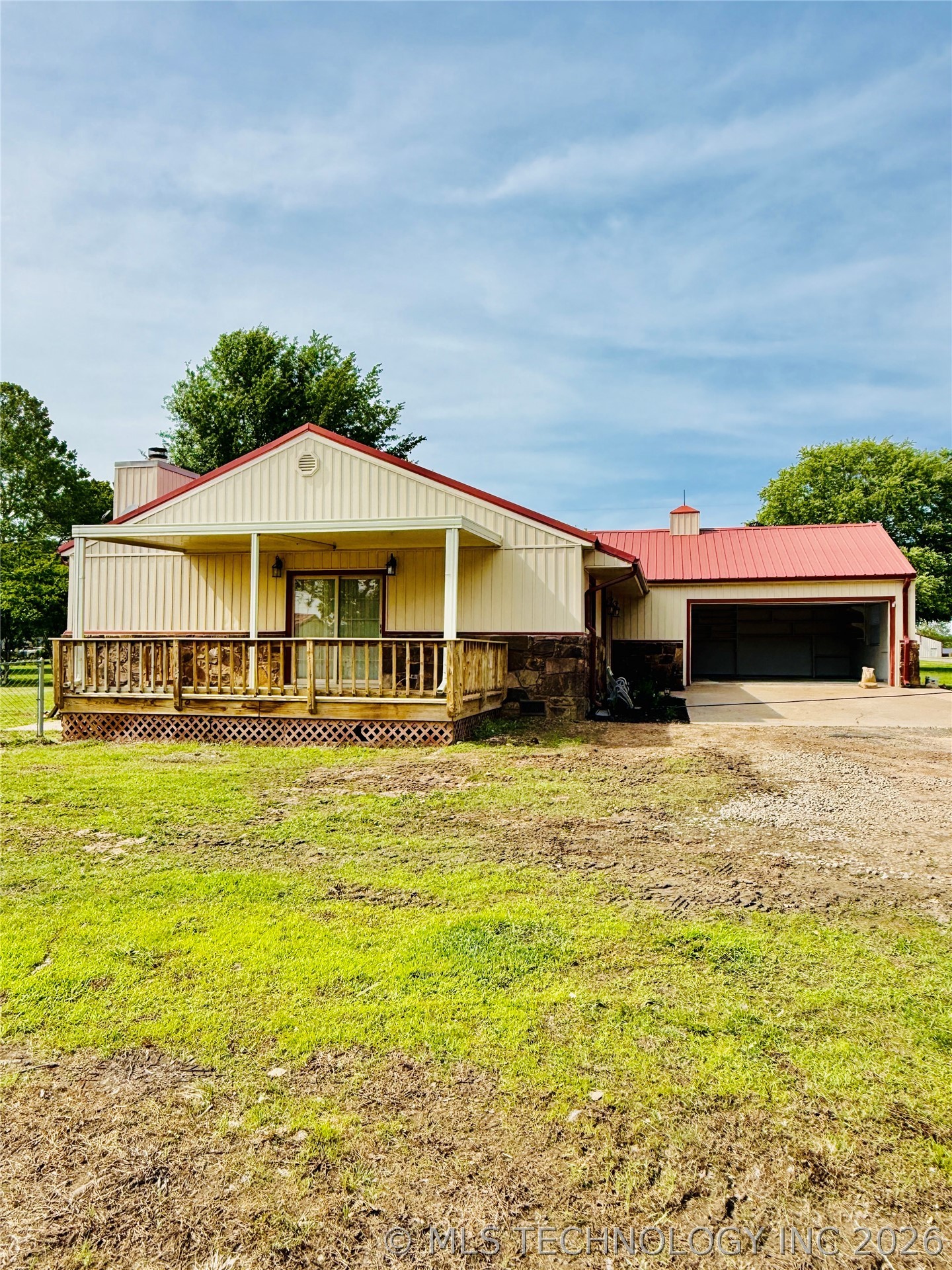 237 Hamilton Property Photo 11