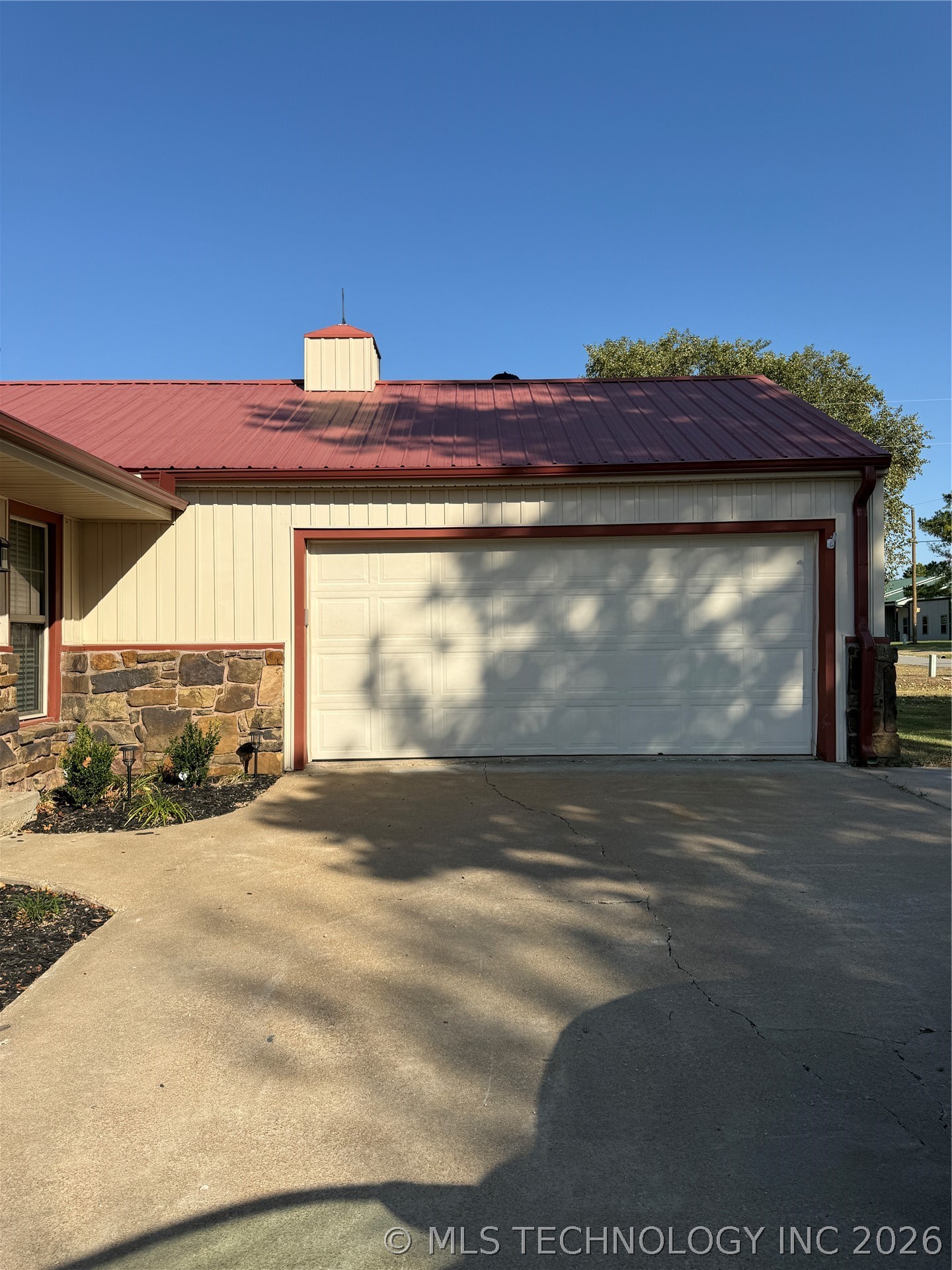 237 Hamilton Property Photo 13