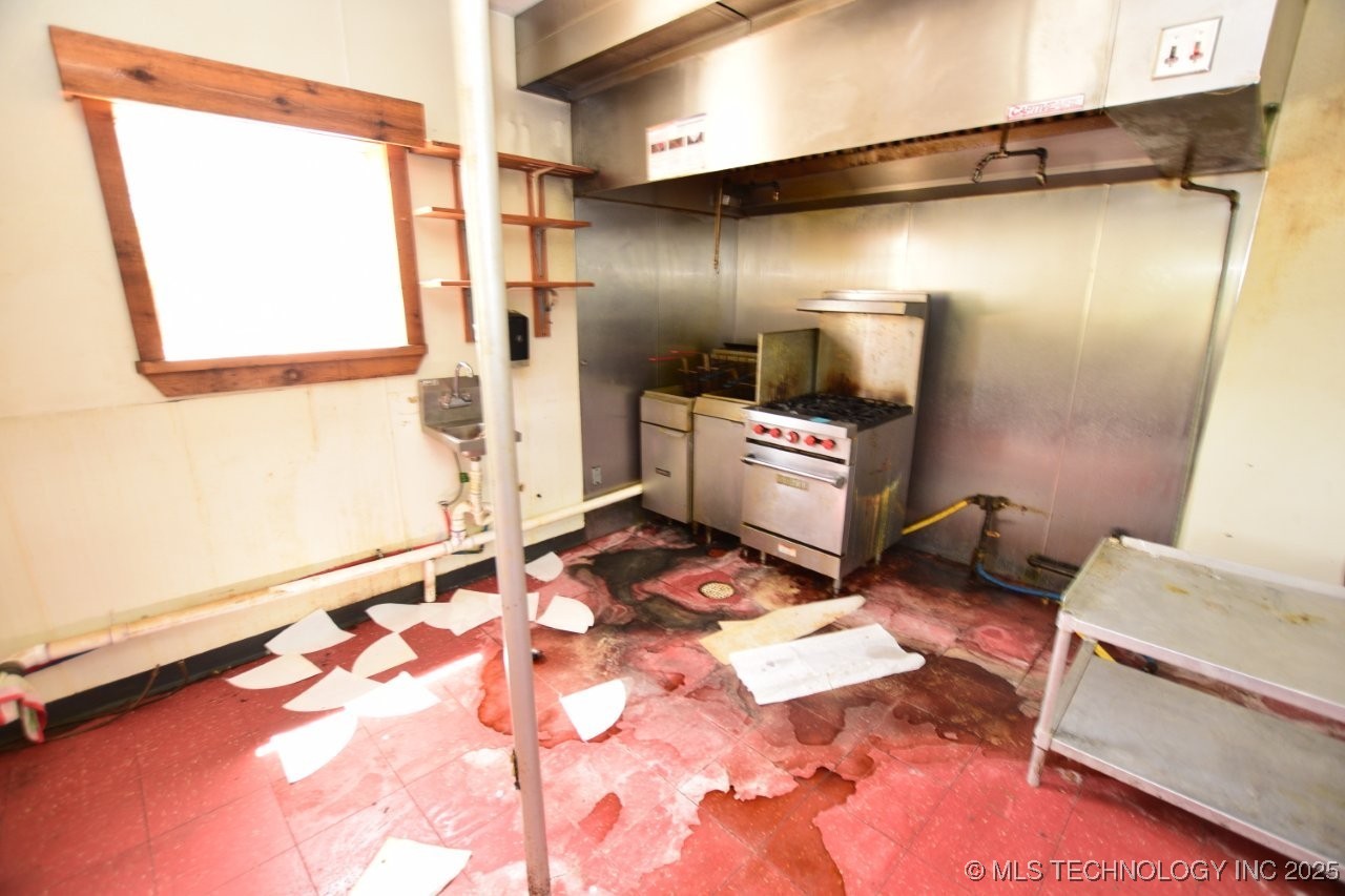 75174 Hwy 59 Property Photo 25