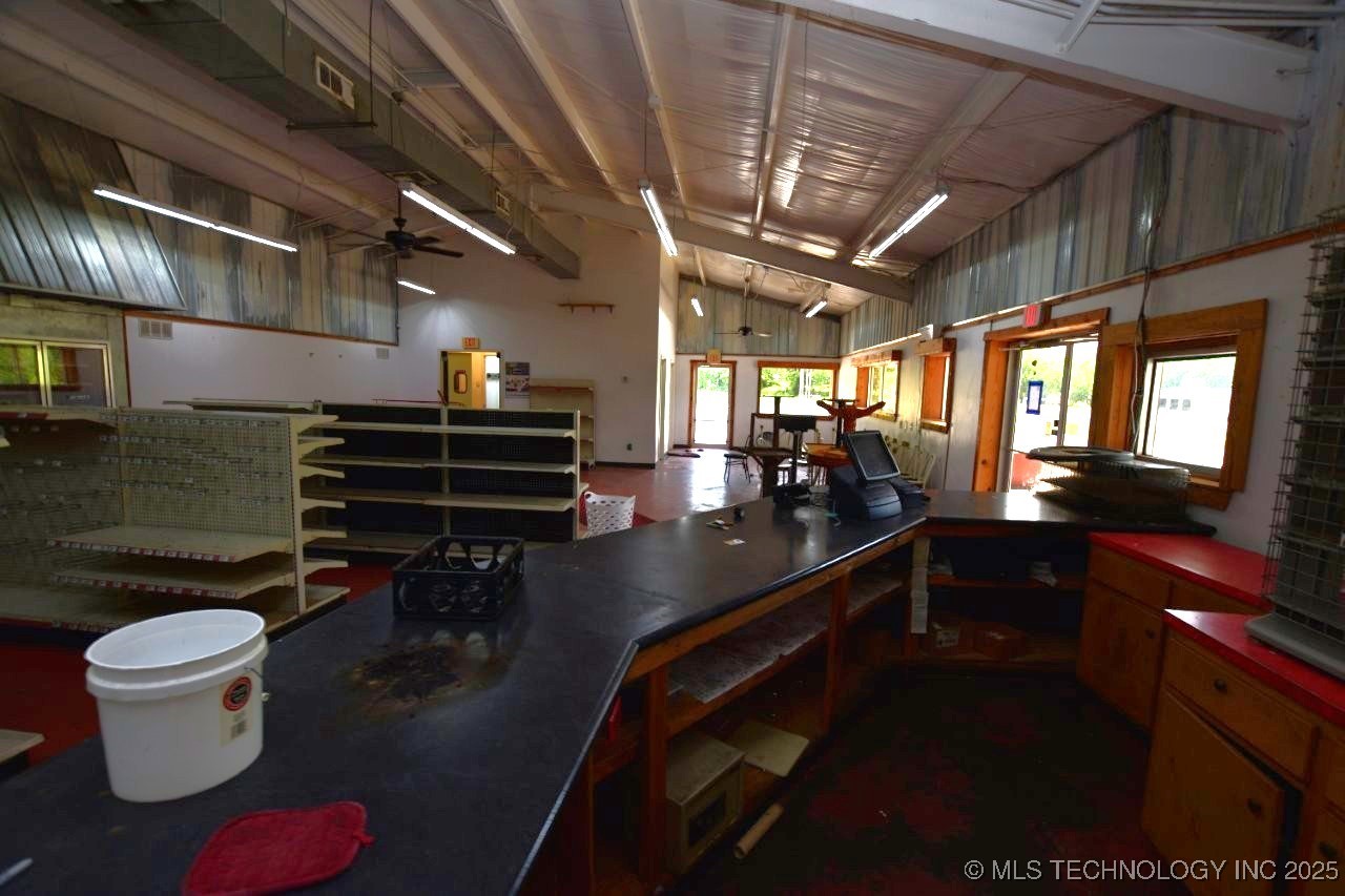 75174 Hwy 59 Property Photo 27