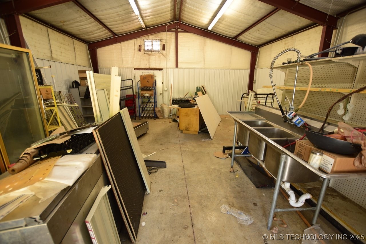 75174 Hwy 59 Property Photo 30