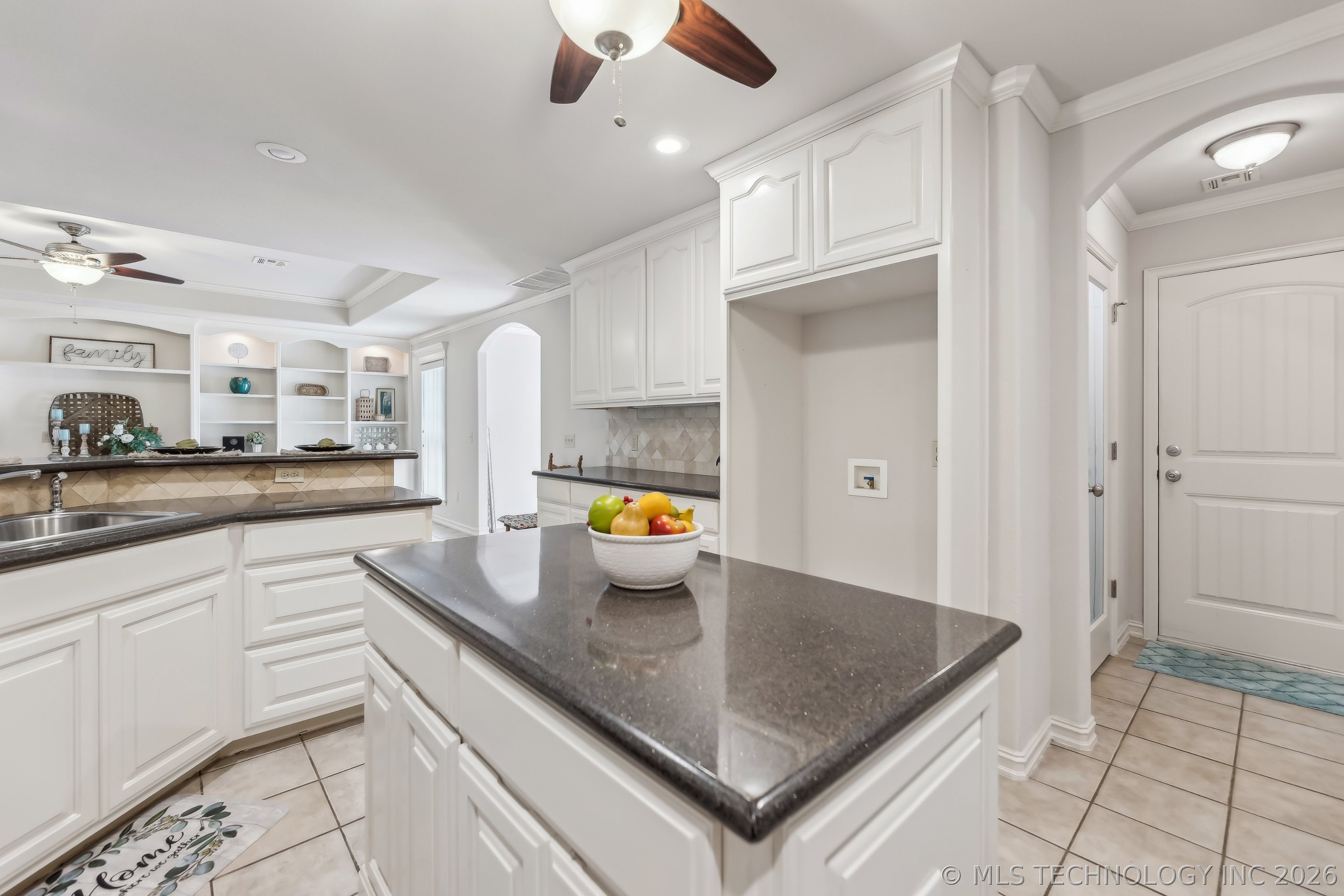 370463 E 5750 Road Property Photo 10