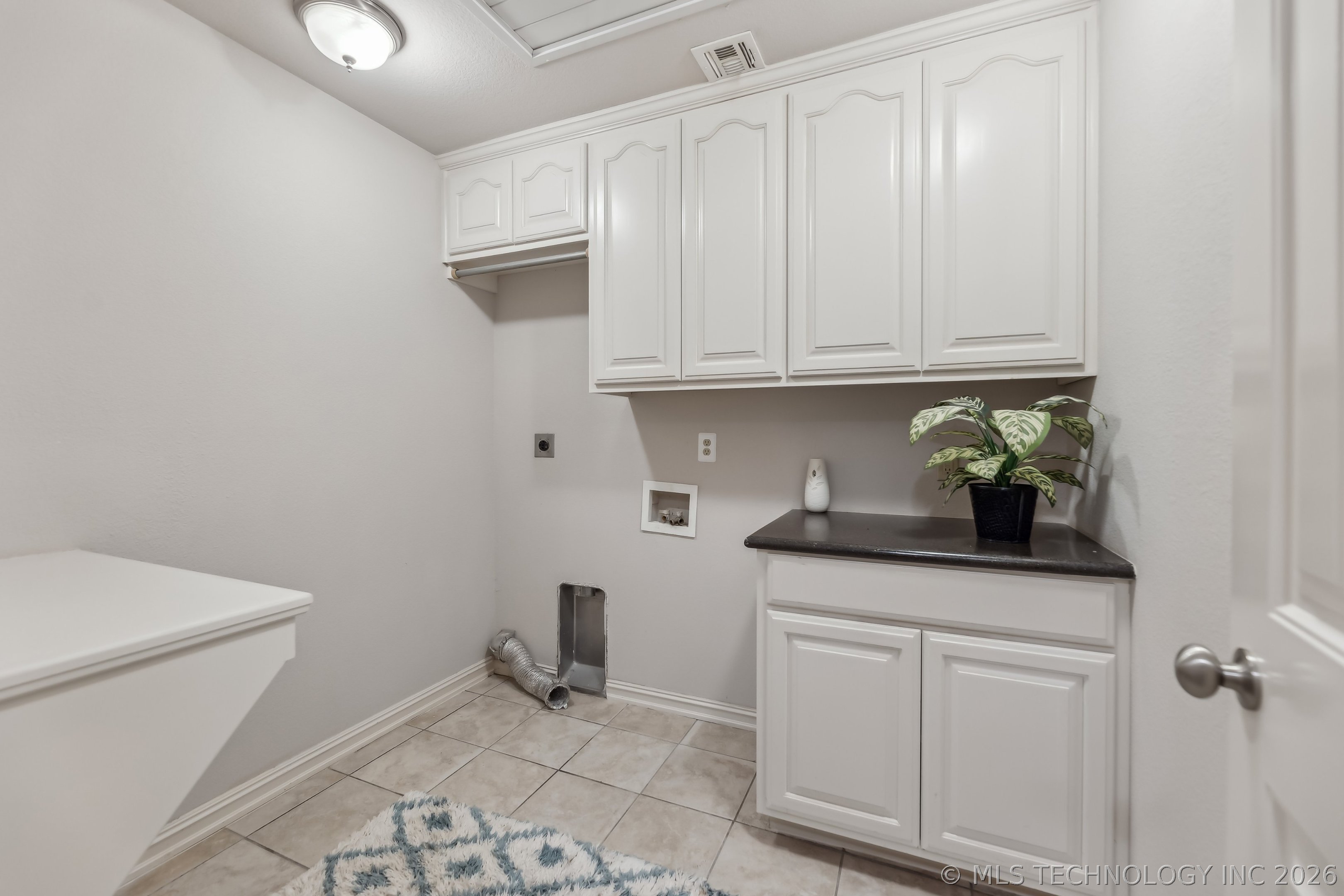 370463 E 5750 Road Property Photo 14