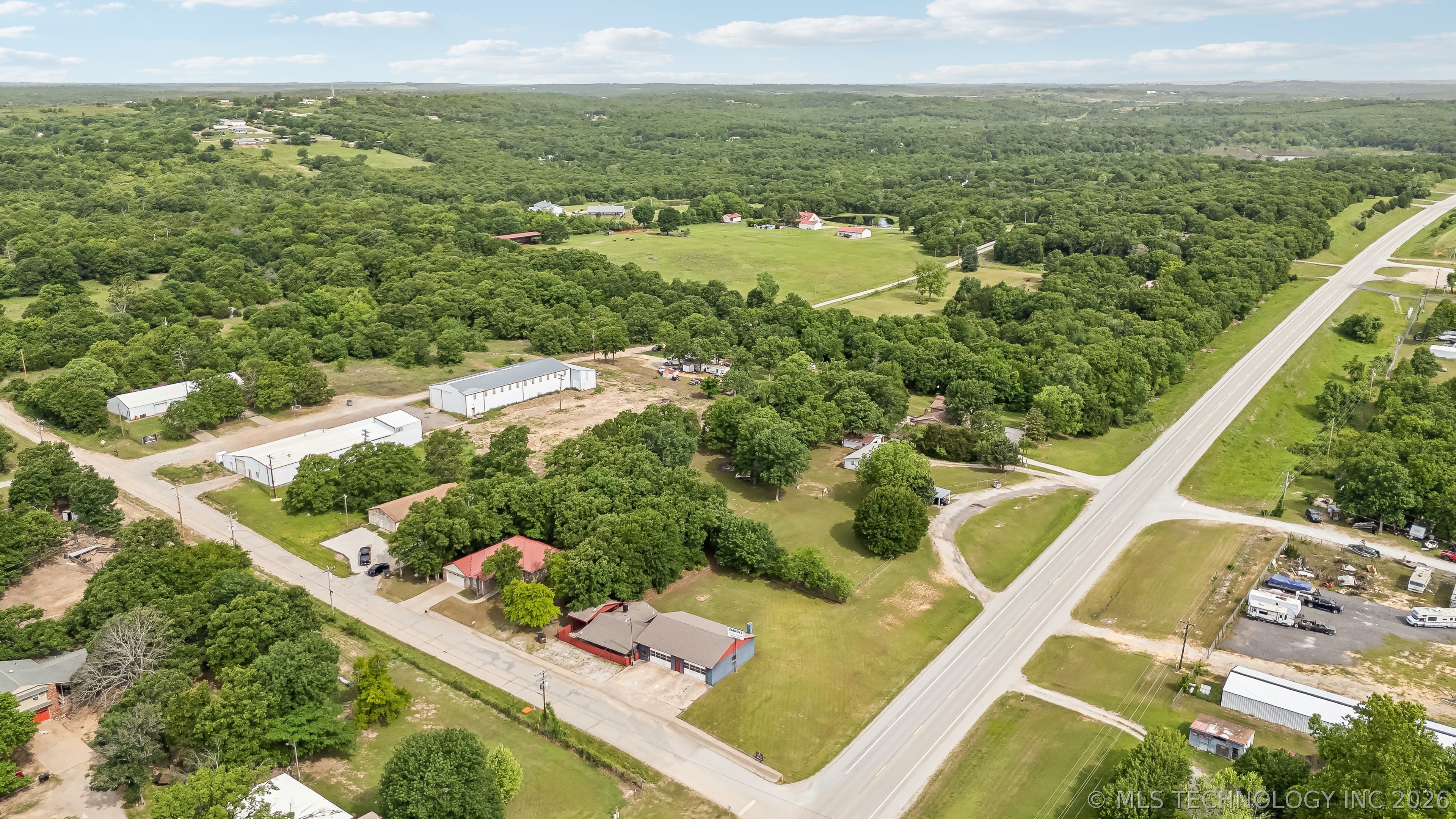 370463 E 5750 Road Property Photo 32