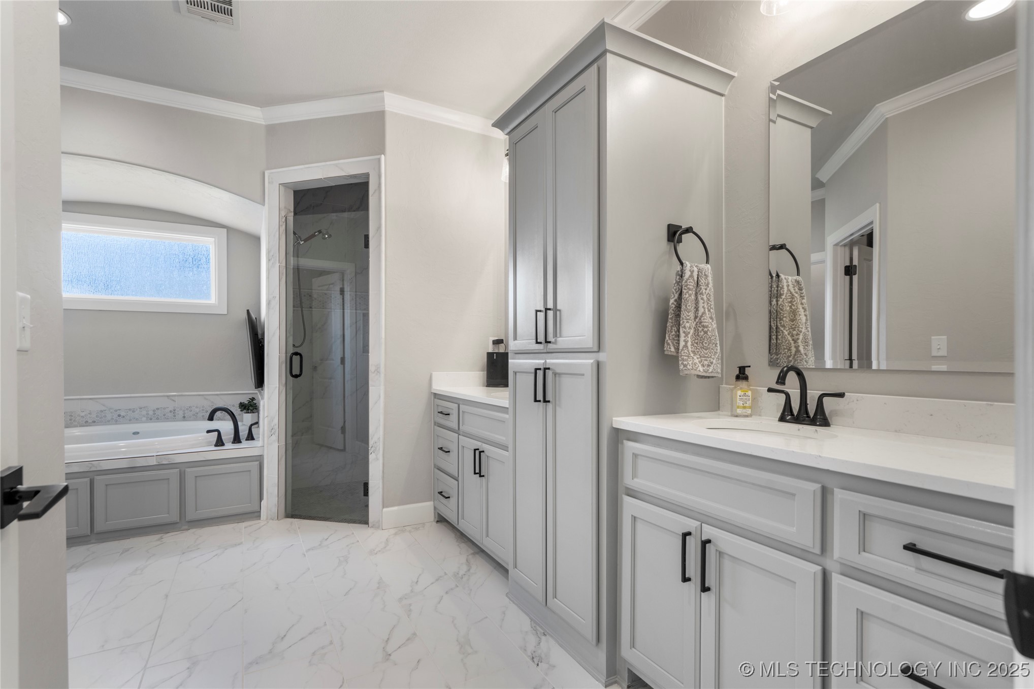 10616 N 81st East Place Property Photo 37