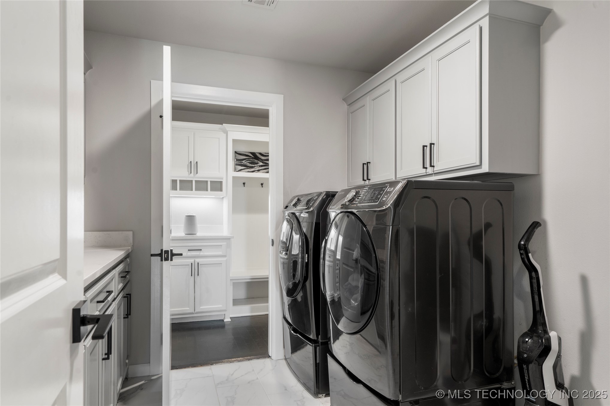 10616 N 81st East Place Property Photo 44