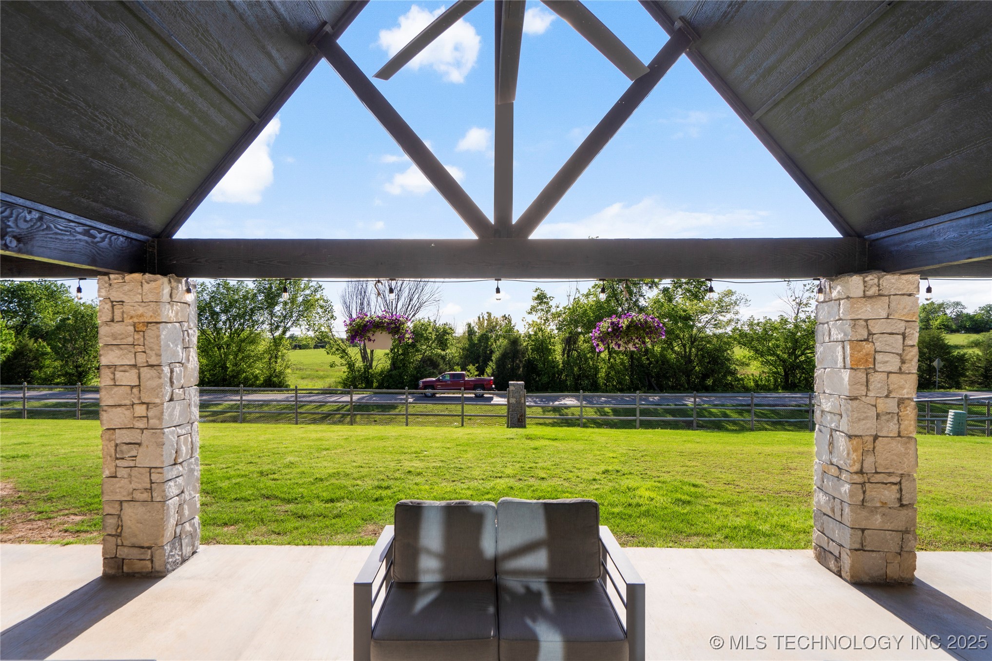 10616 N 81st East Place Property Photo 47