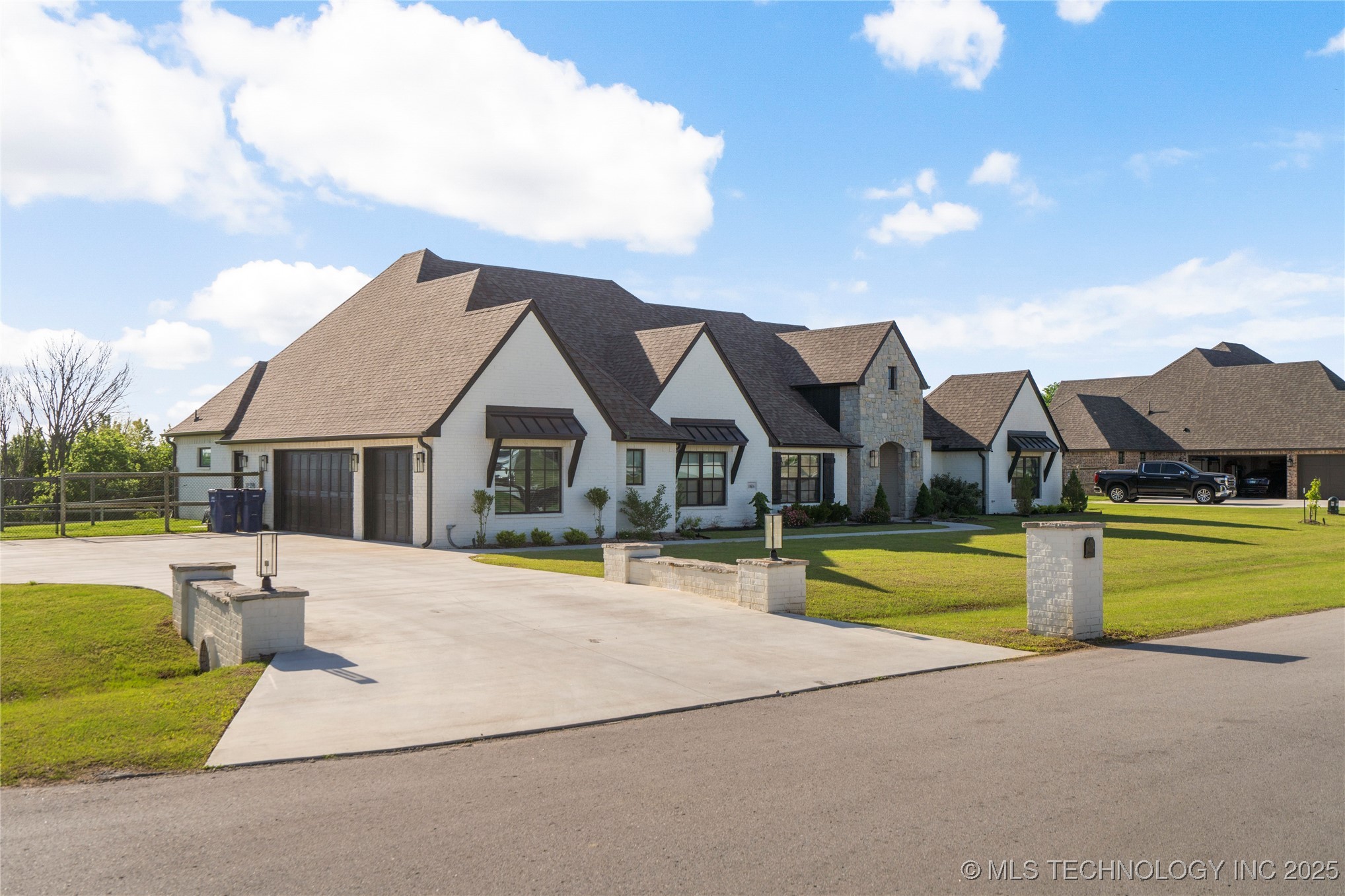 10616 N 81st East Place Property Photo 54