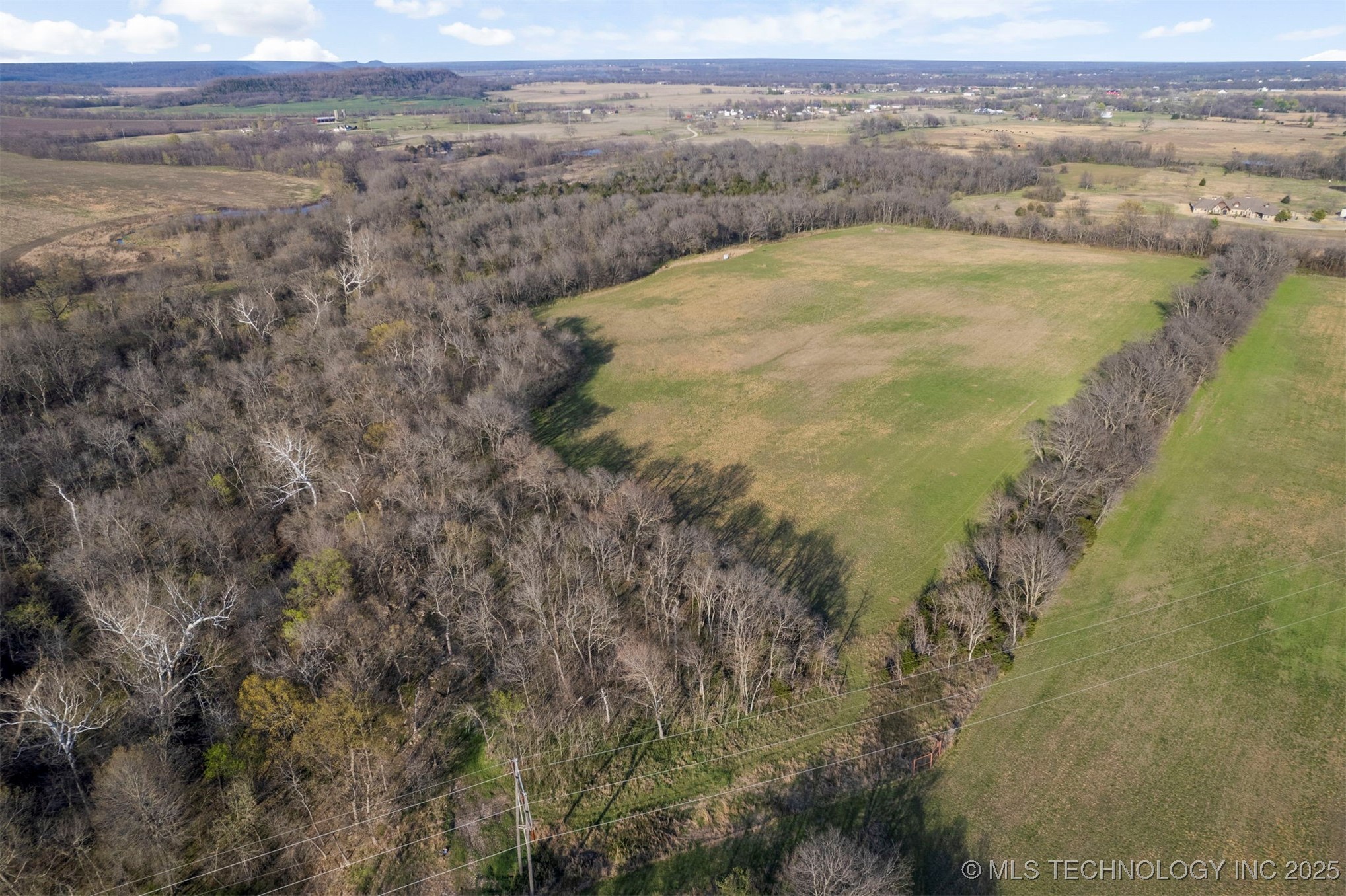 E 450 Road Property Photo 19