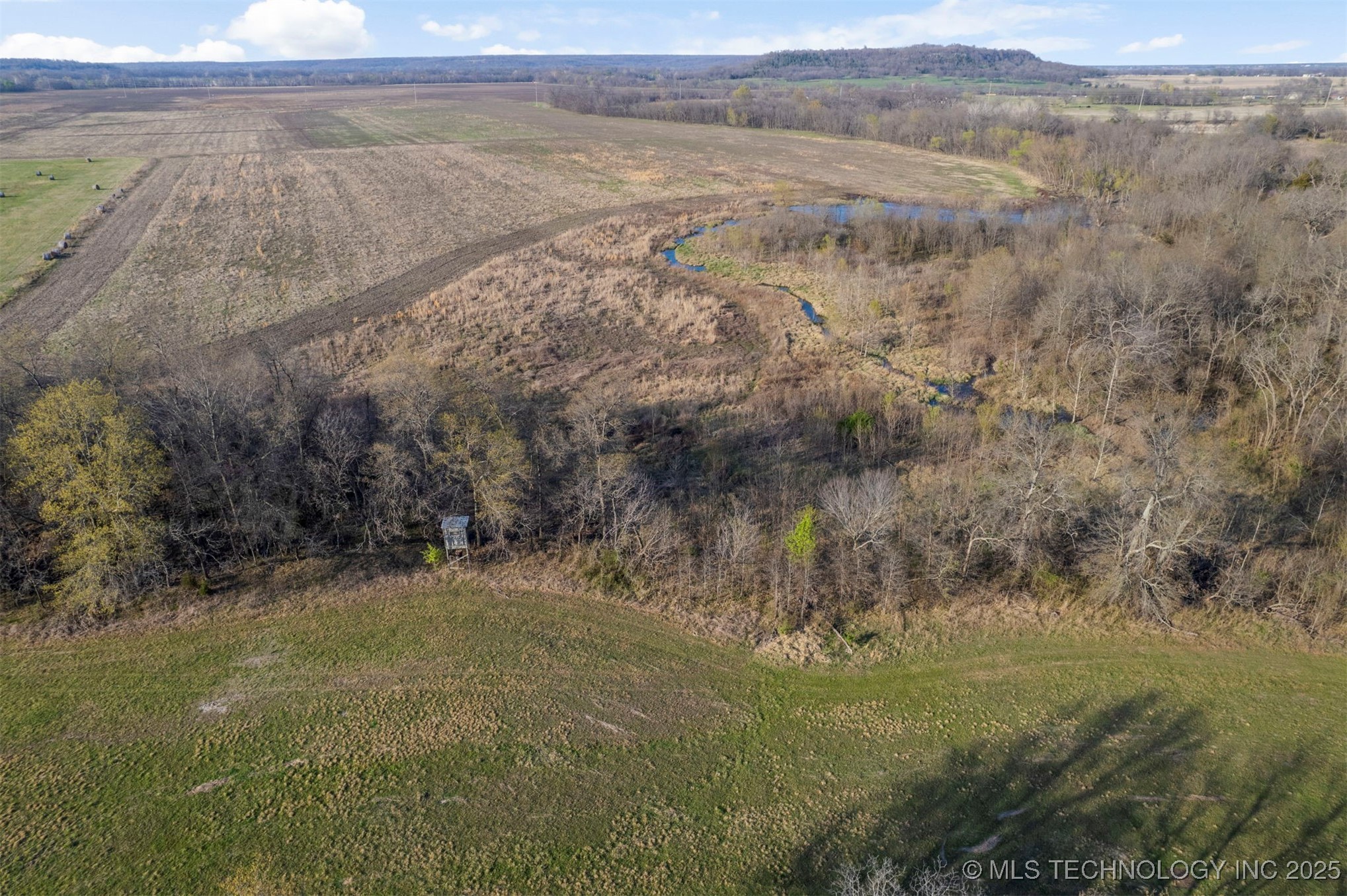 E 450 Road Property Photo 29