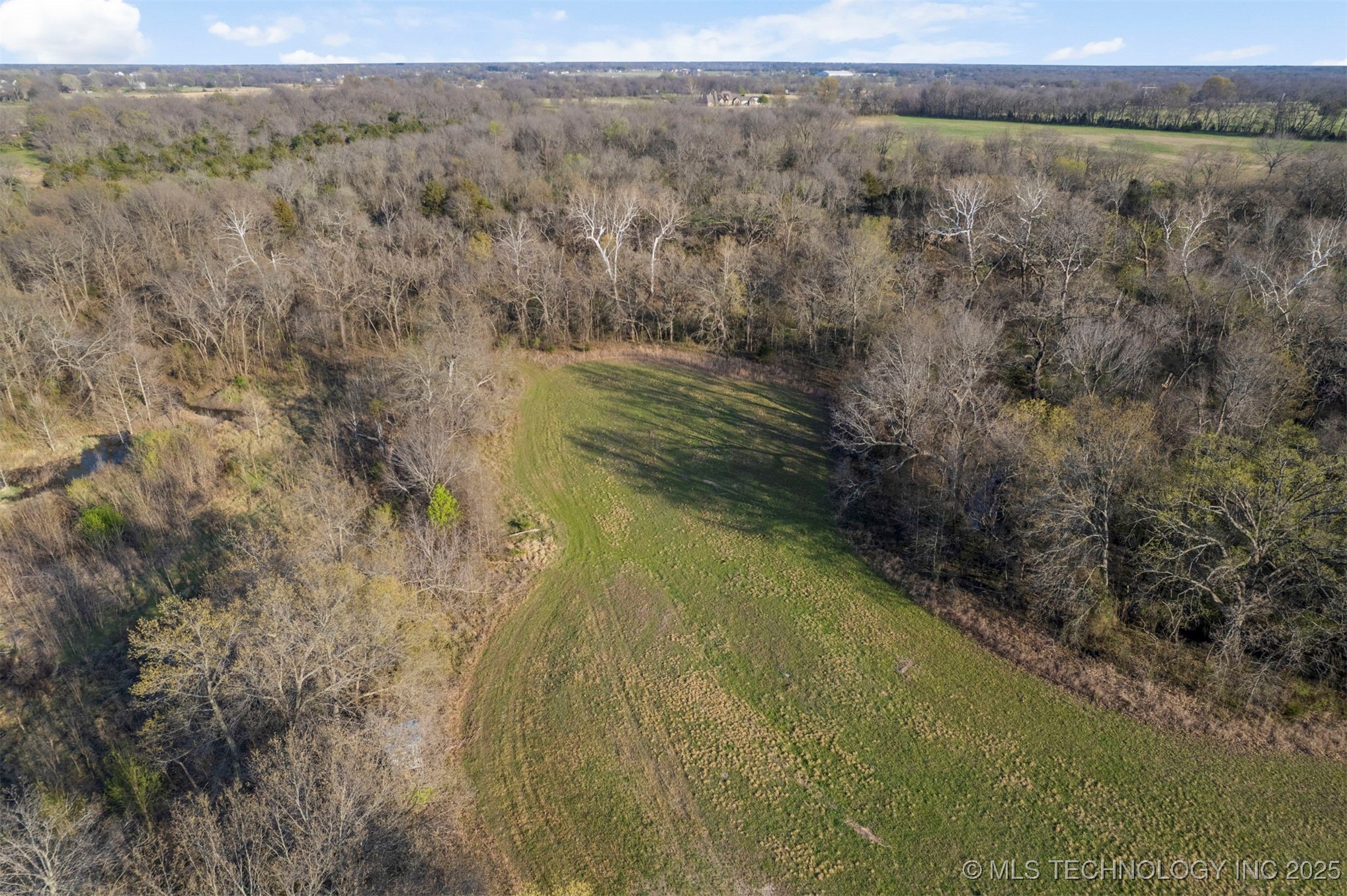 E 450 Road Property Photo 30