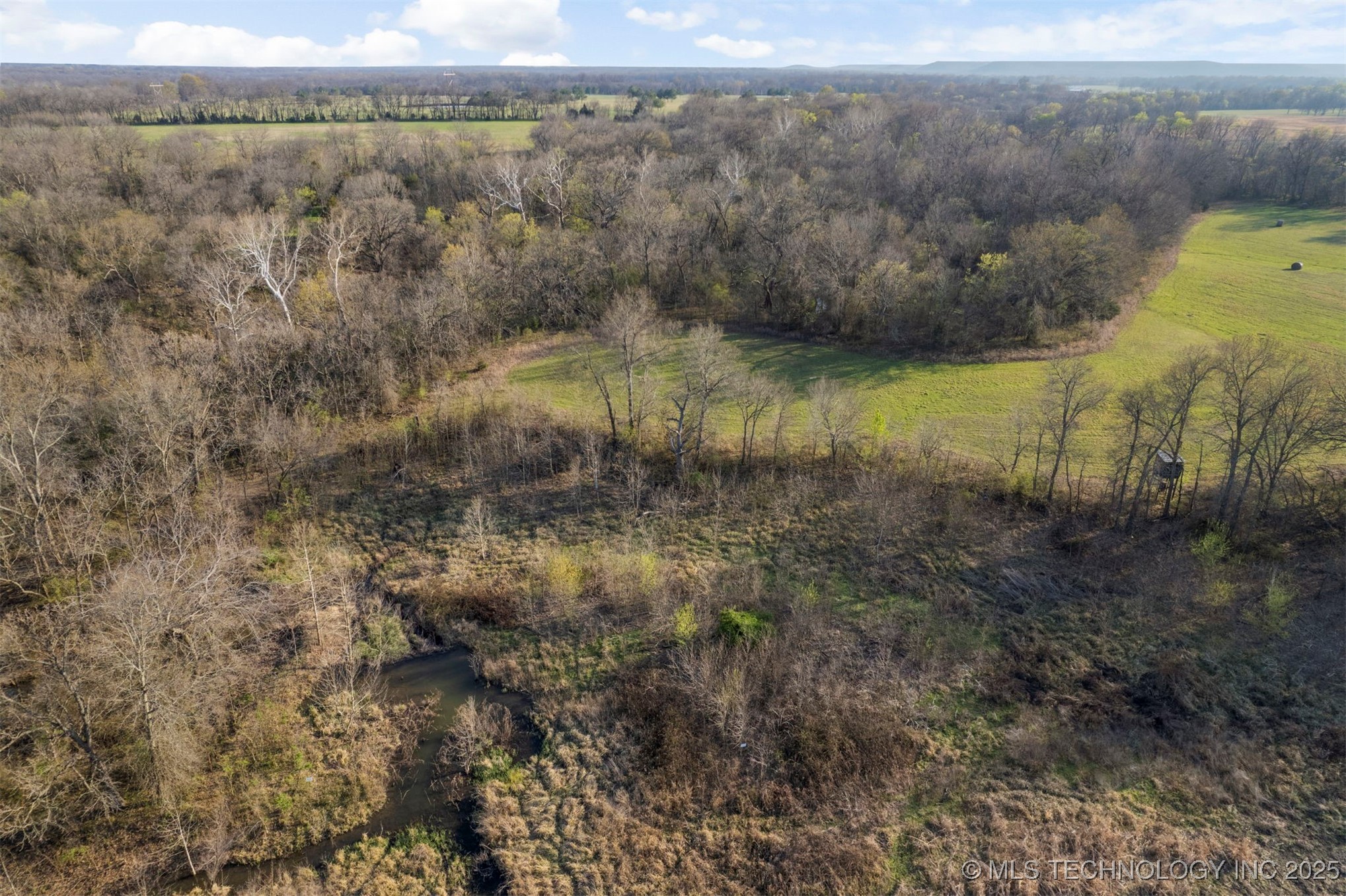 E 450 Road Property Photo 31