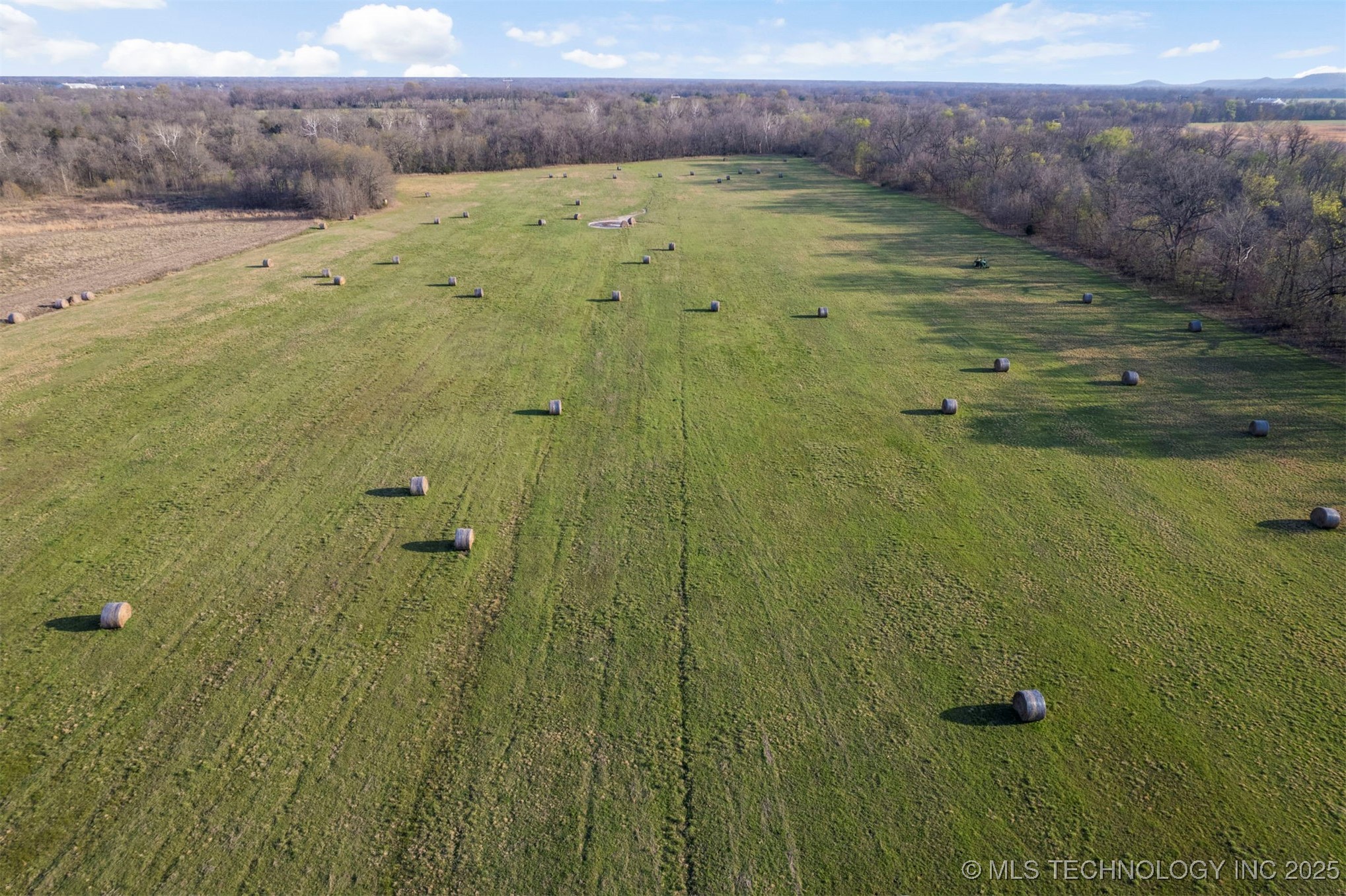 E 450 Road Property Photo 46