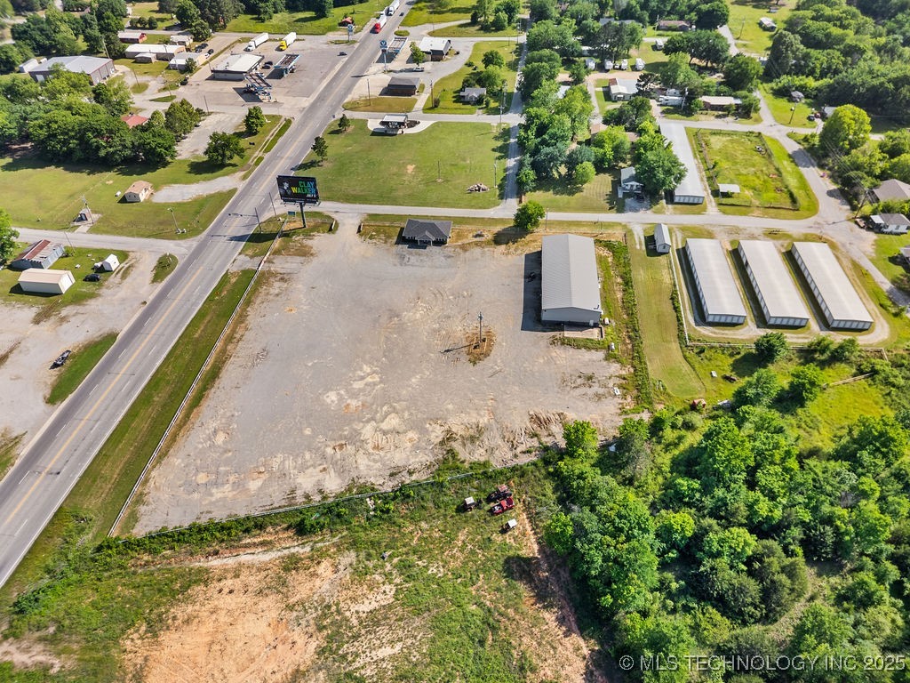 205 N Jefferson Property Photo 1