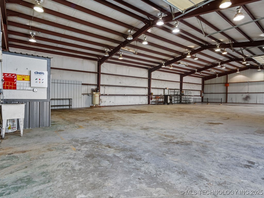 205 N Jefferson Property Photo 4