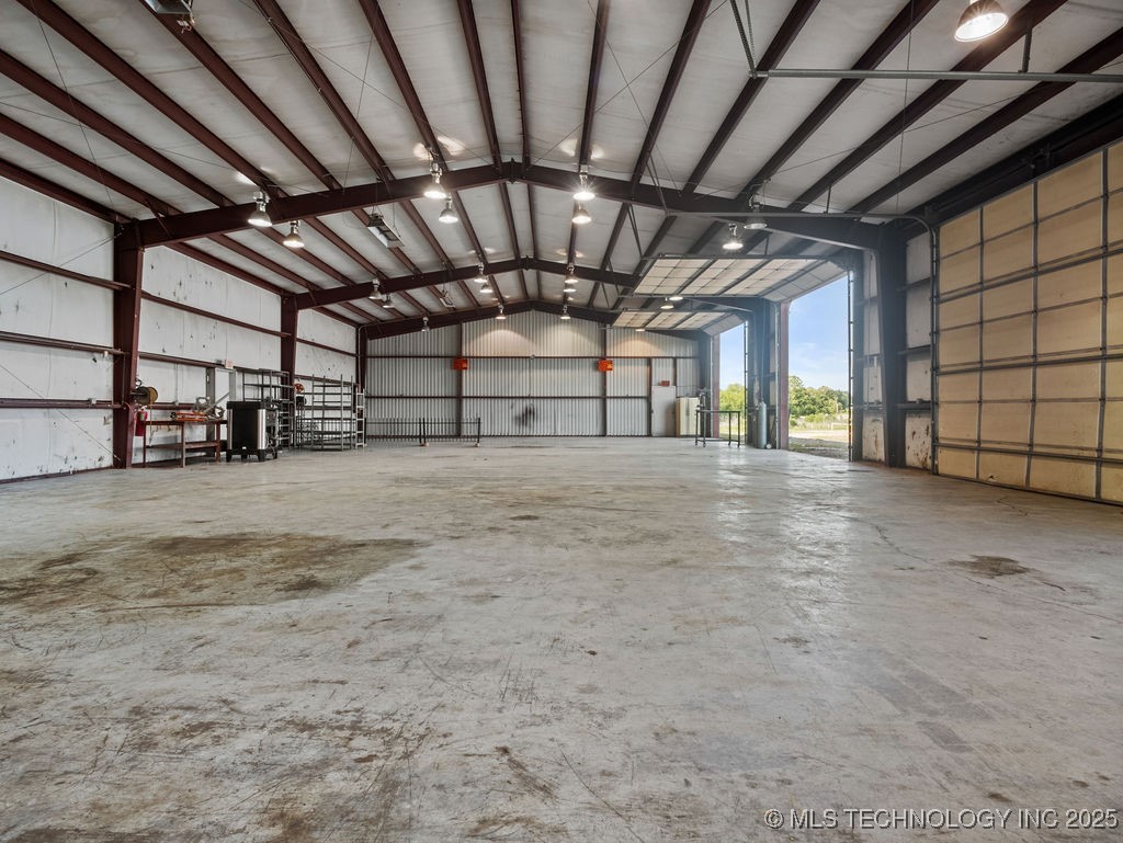 205 N Jefferson Property Photo 8