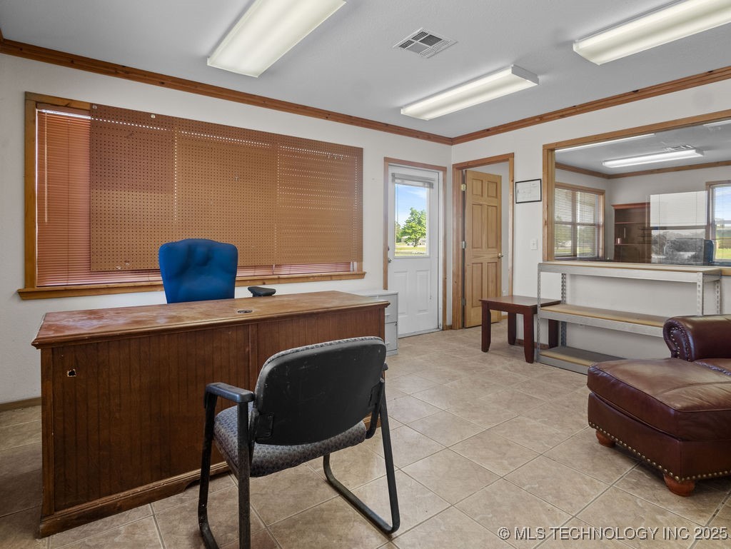 205 N Jefferson Property Photo 17