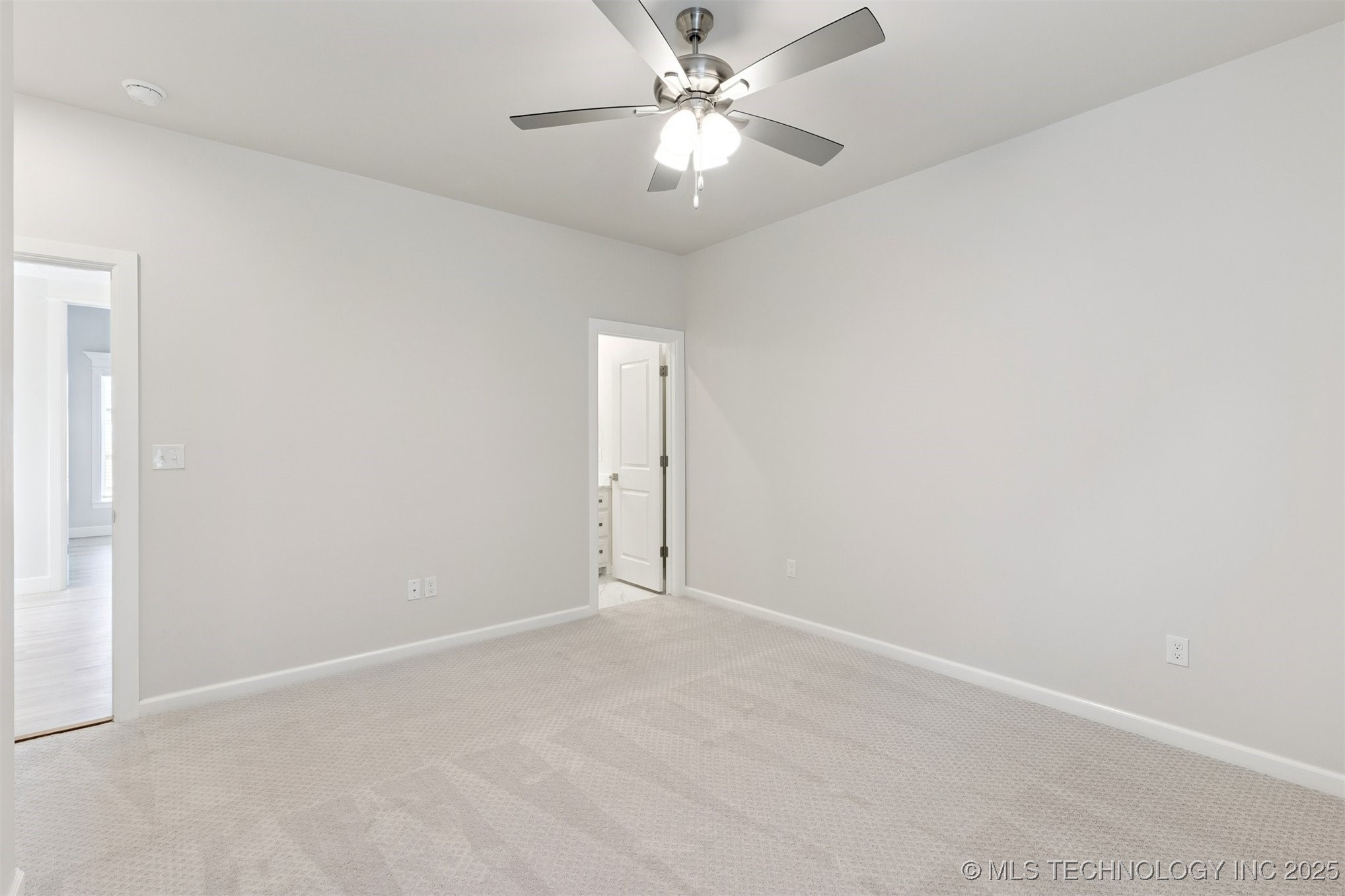 5403 E 126th Street S Property Photo 12