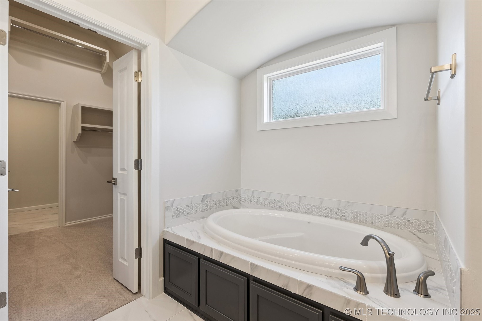 5403 E 126th Street S Property Photo 24