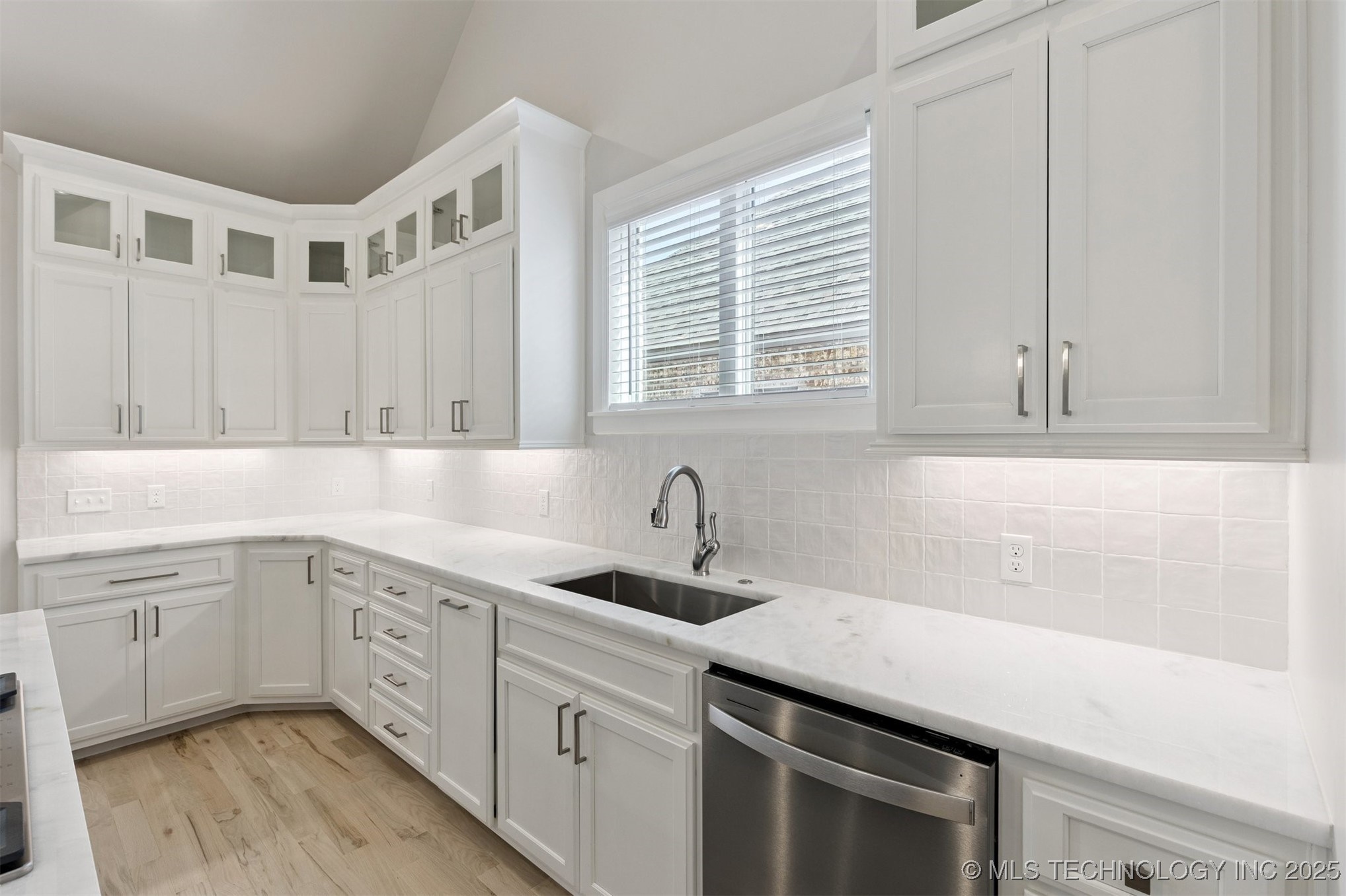 5403 E 126th Street S Property Photo 31