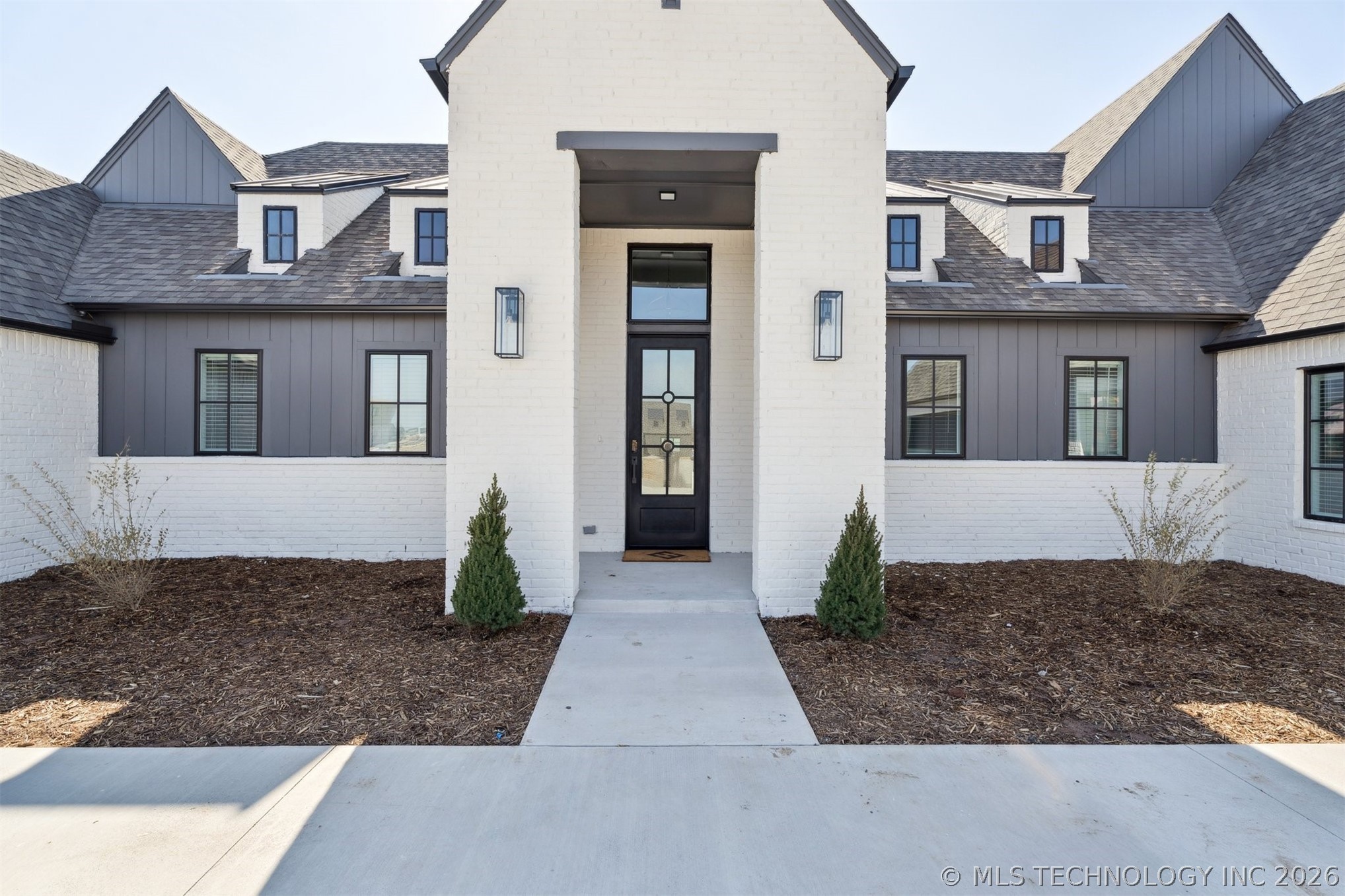 5502 E 174th Street S Property Photo 7