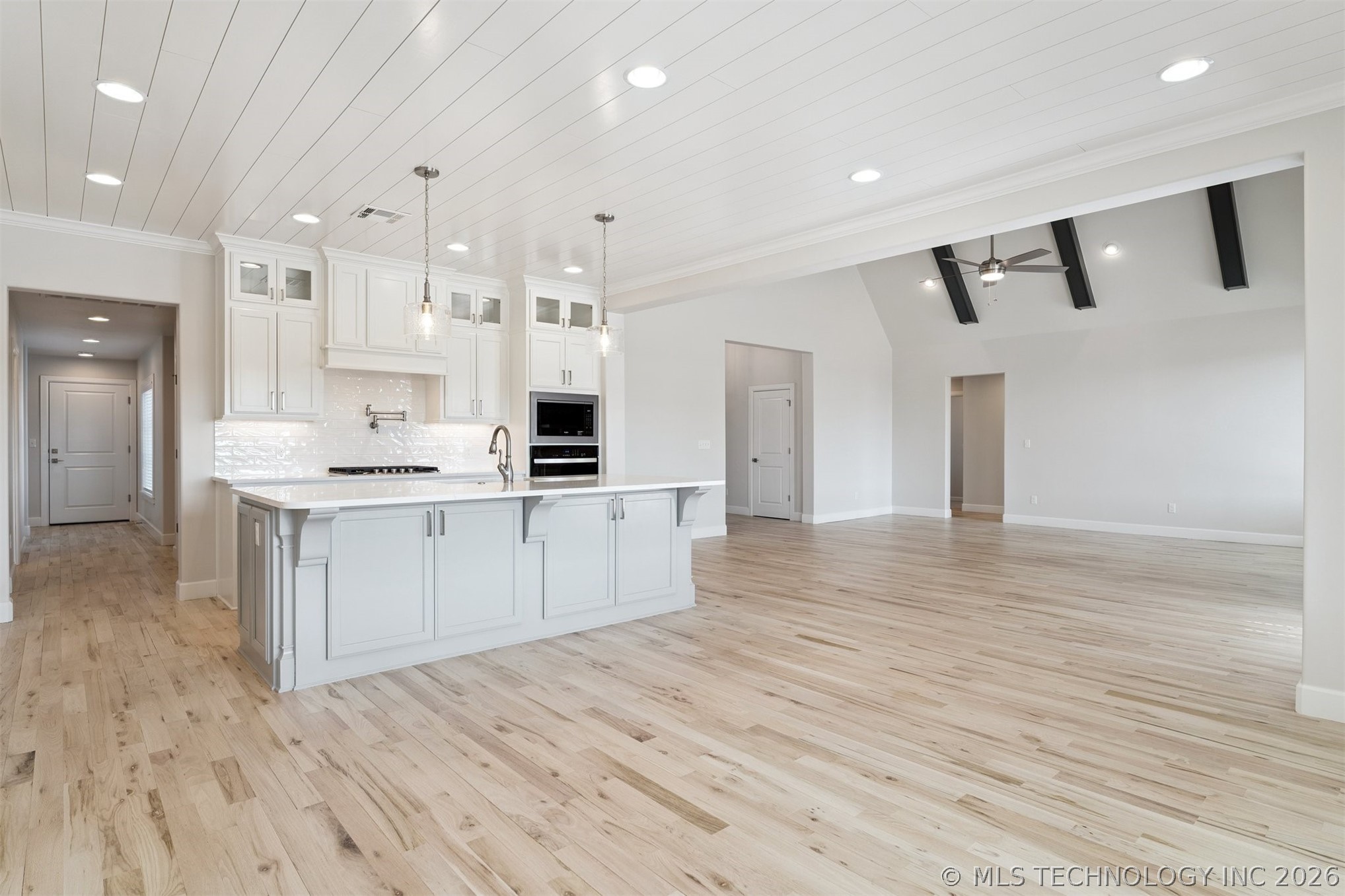 5502 E 174th Street S Property Photo 15