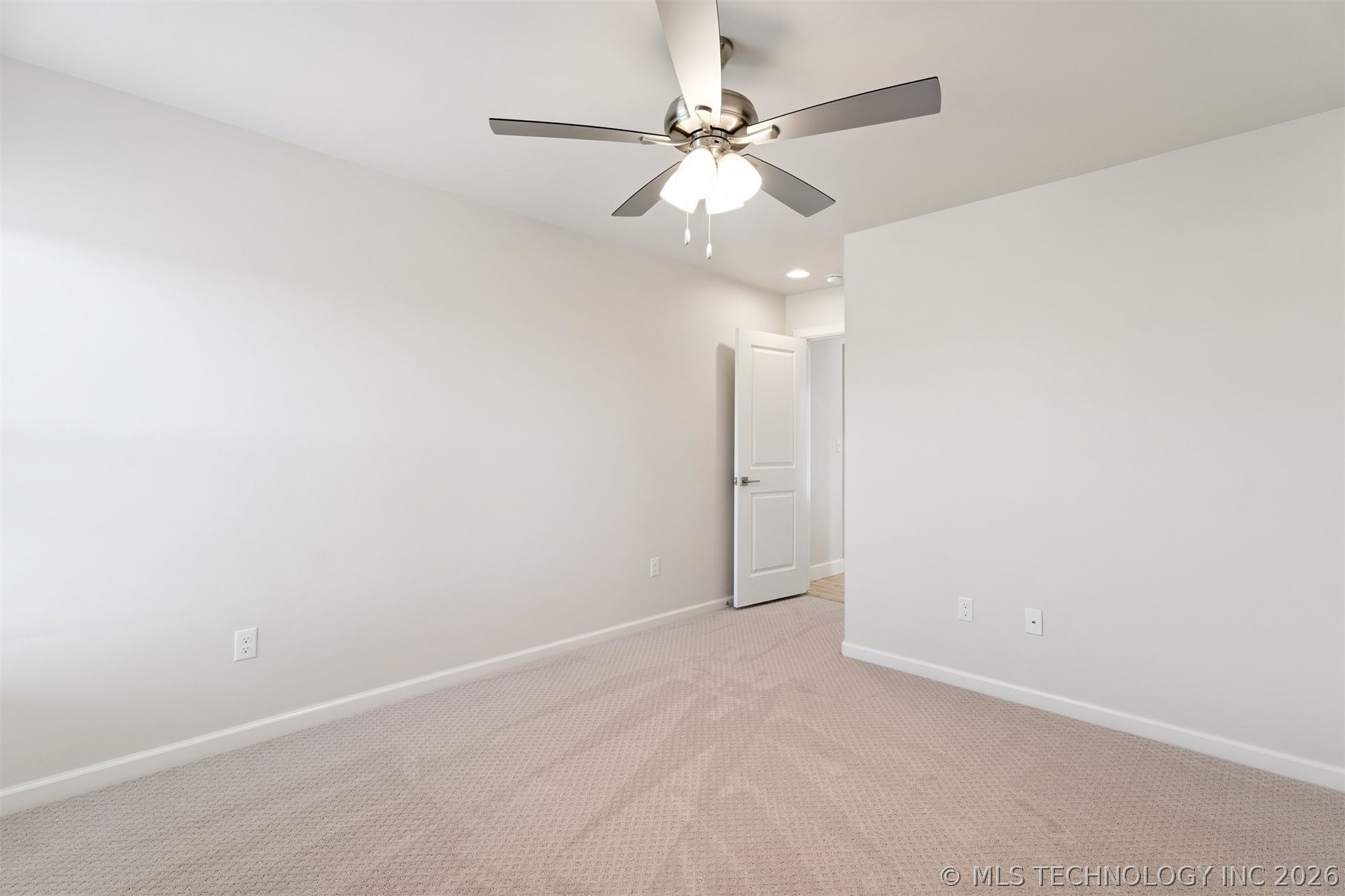 5502 E 174th Street S Property Photo 31