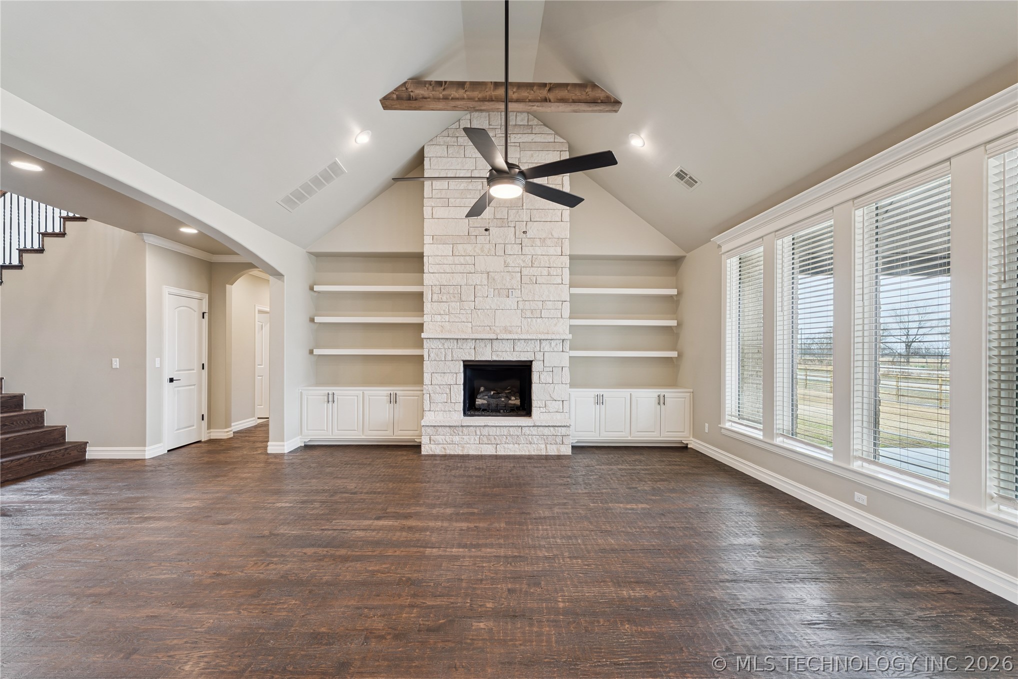 10924 N 81st East Place Property Photo 2