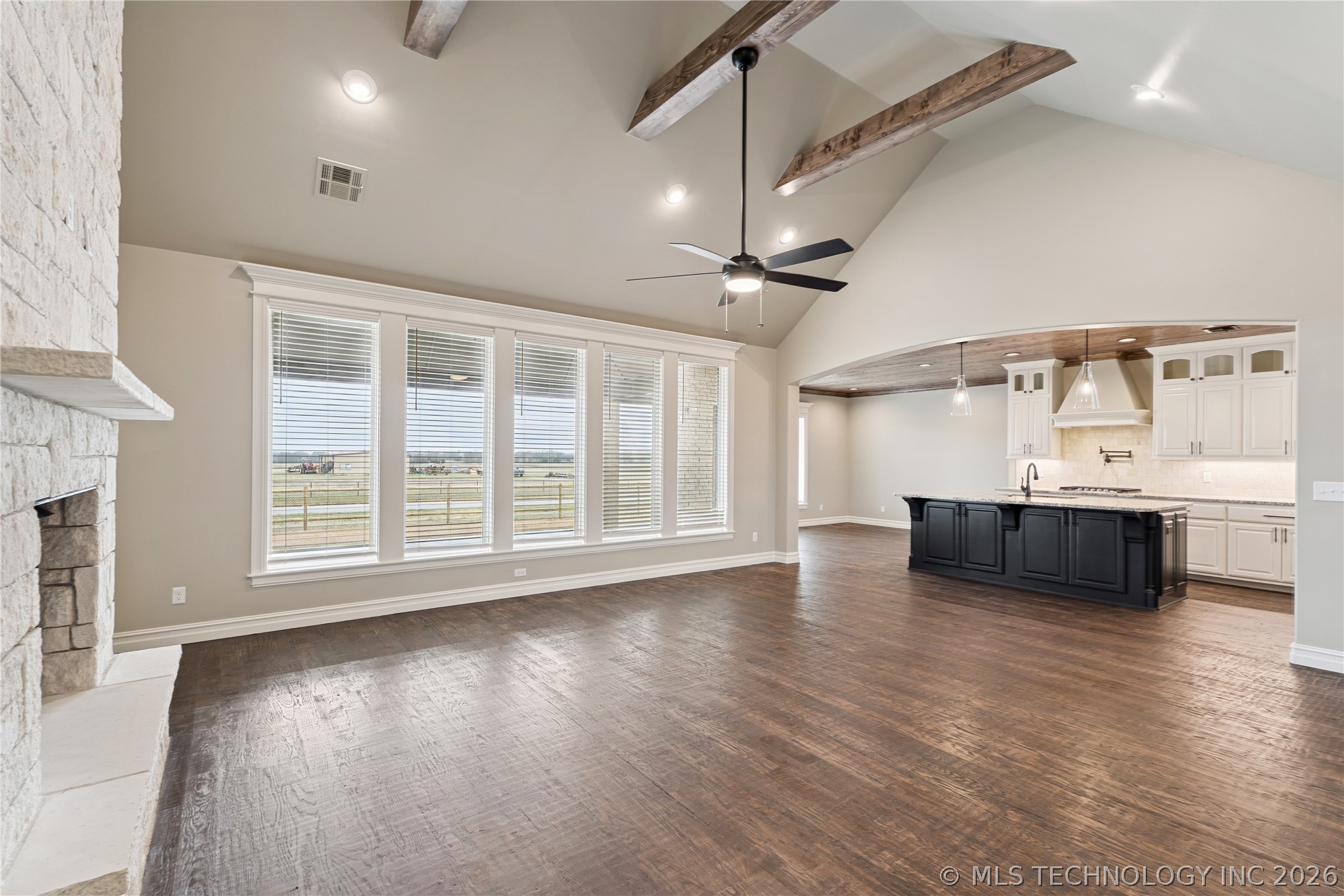 10924 N 81st East Place Property Photo 5