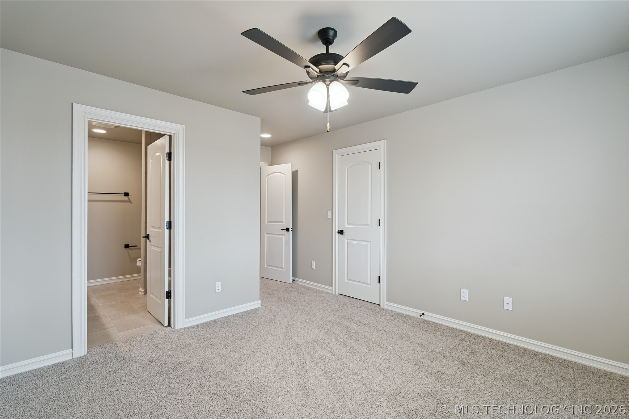 10924 N 81st East Place Property Photo 43