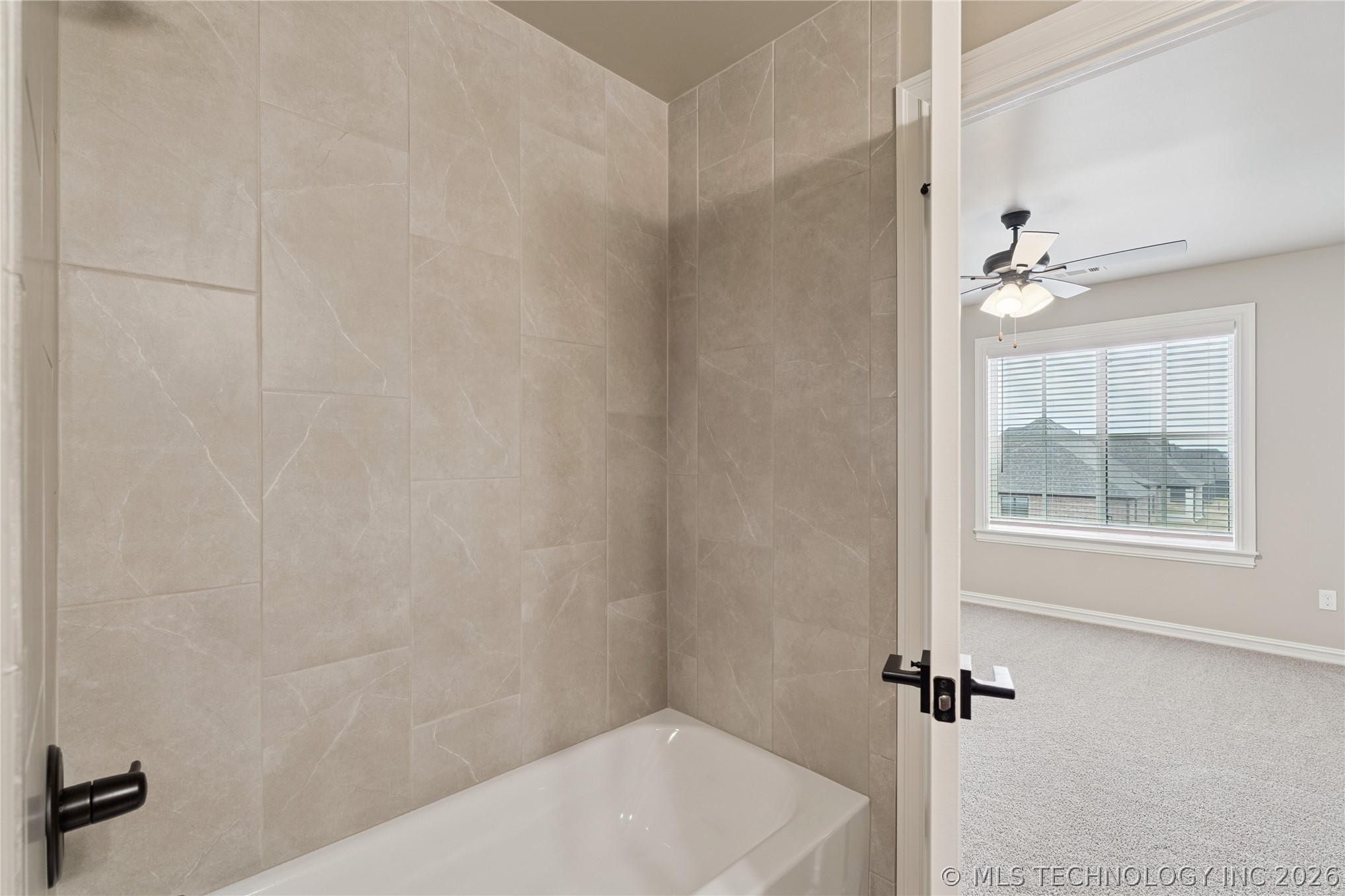 10924 N 81st East Place Property Photo 45