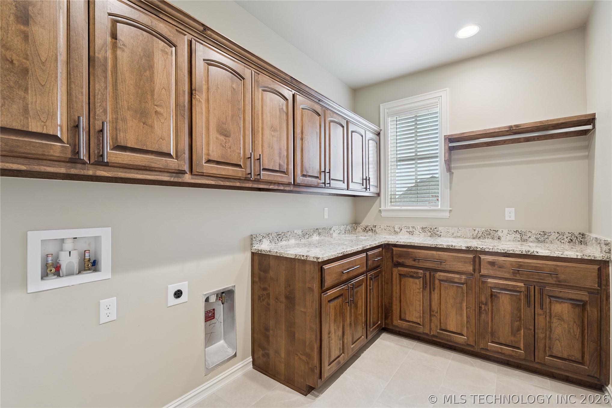 10924 N 81st East Place Property Photo 56