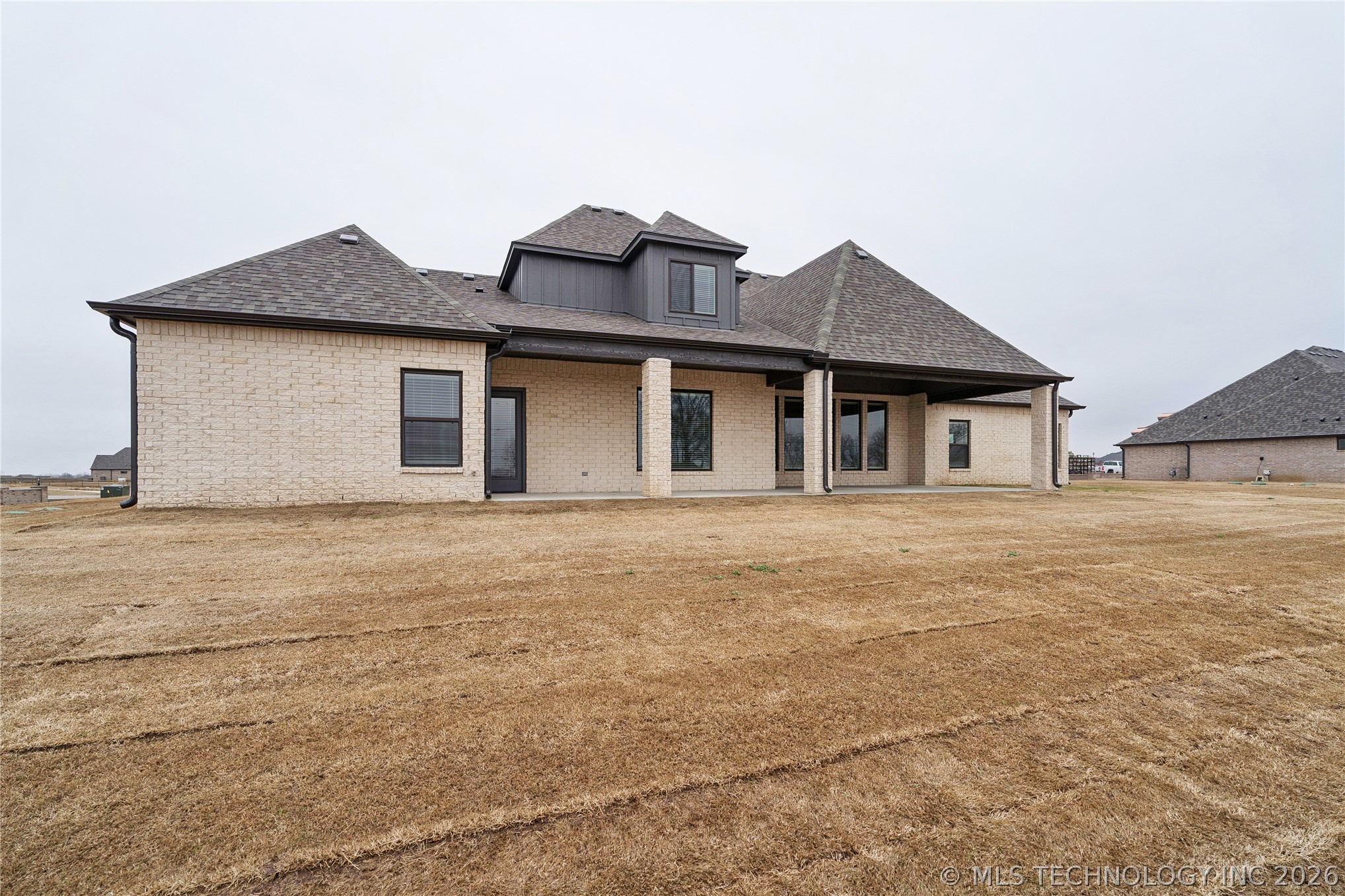 10924 N 81st East Place Property Photo 67