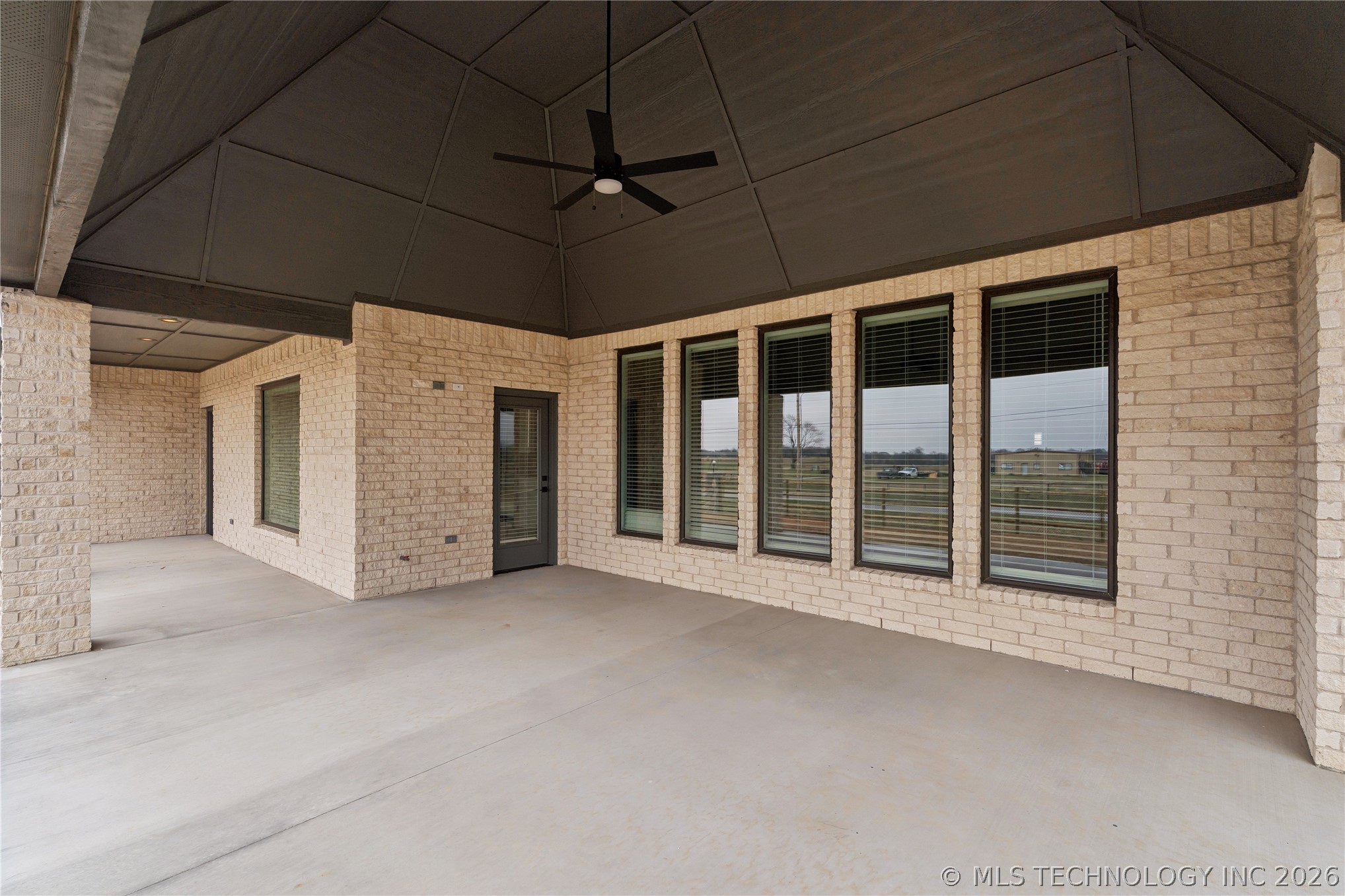 10924 N 81st East Place Property Photo 68