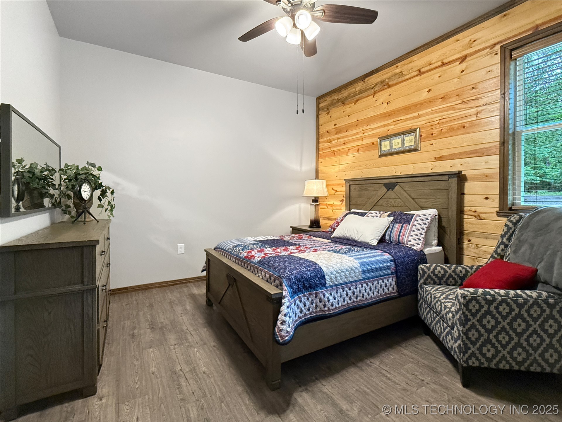 5077 N 384 Road Property Photo 13