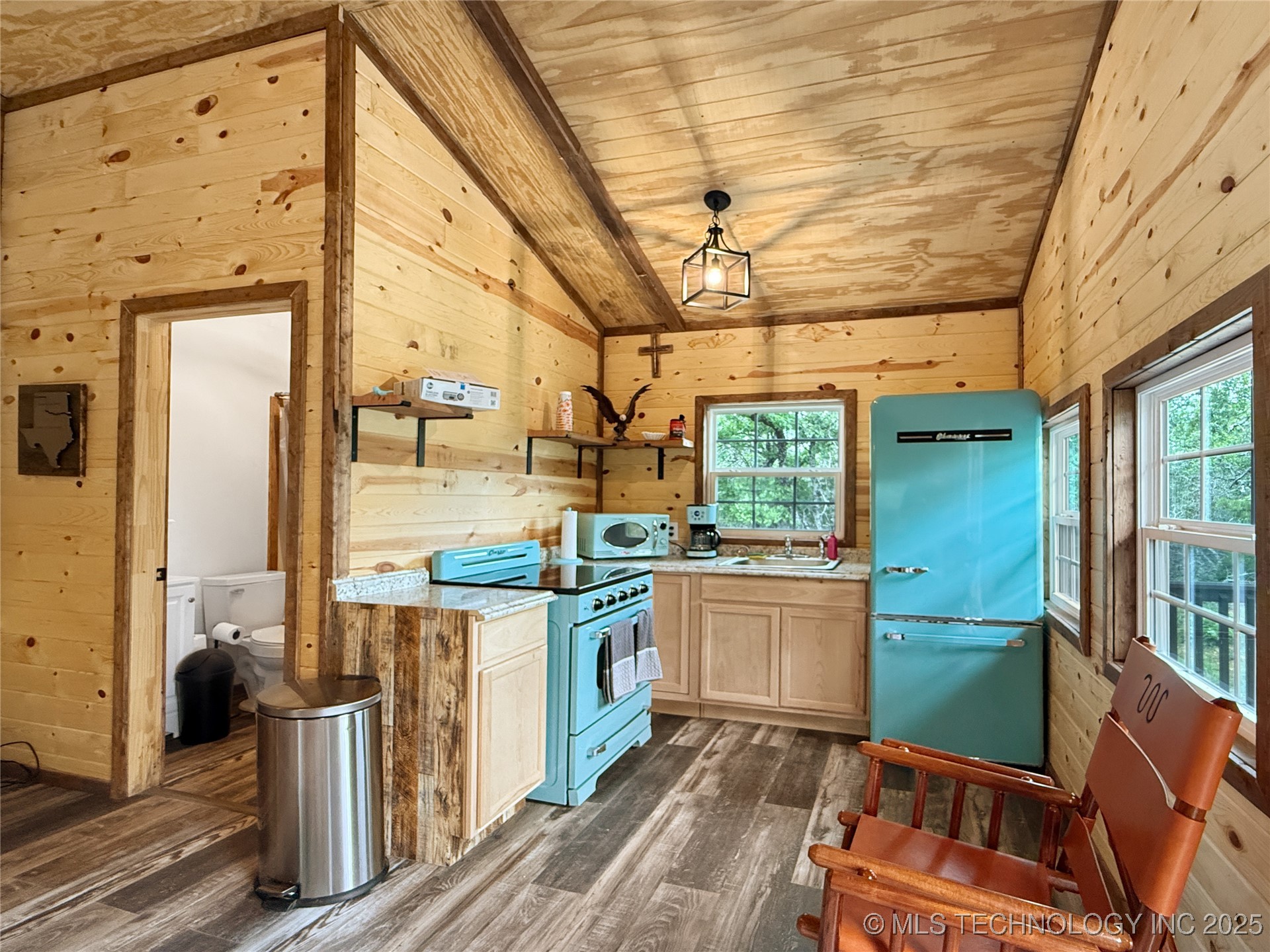 5077 N 384 Road Property Photo 29